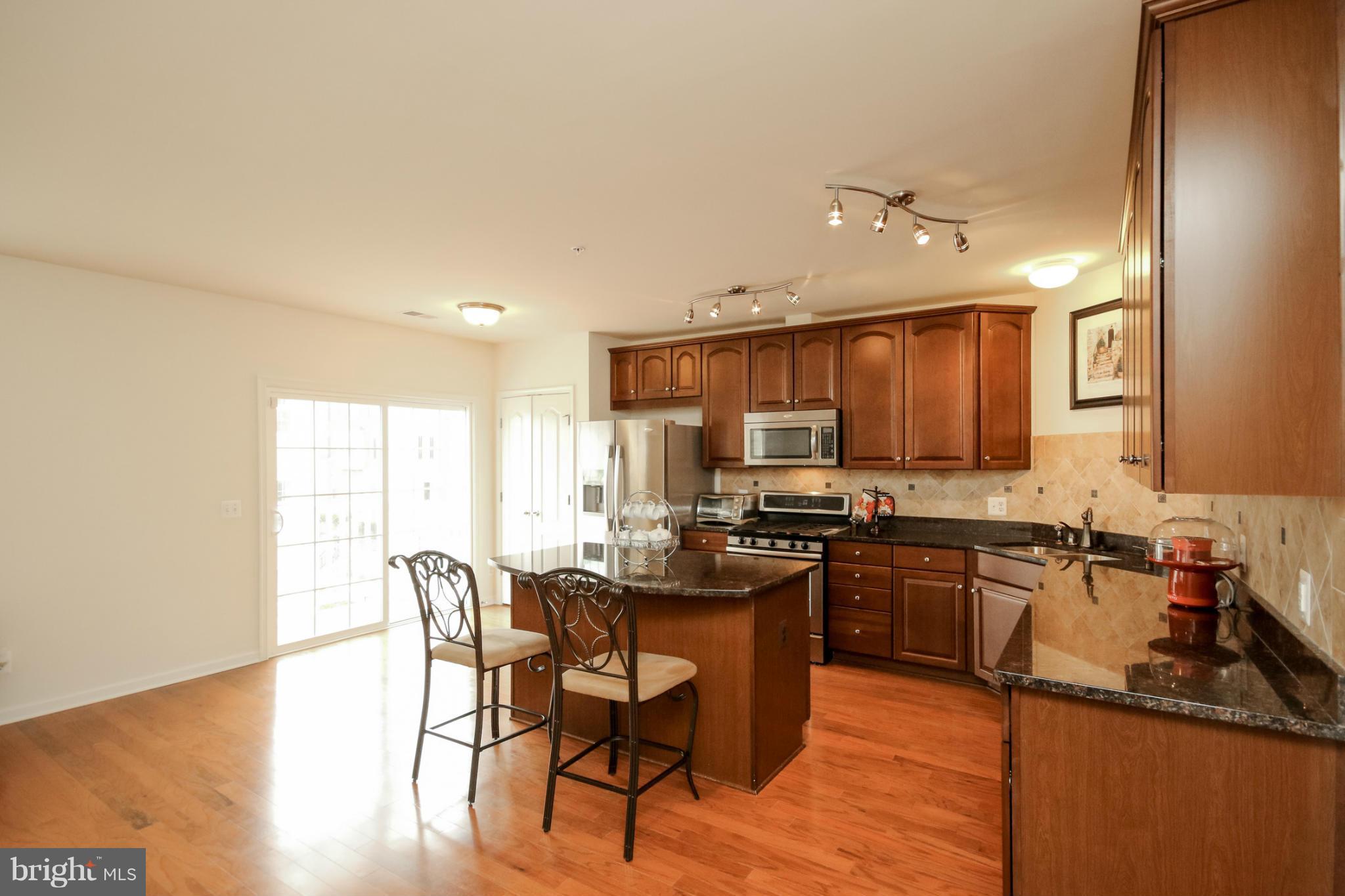 POTOMAC CLUB - Residential