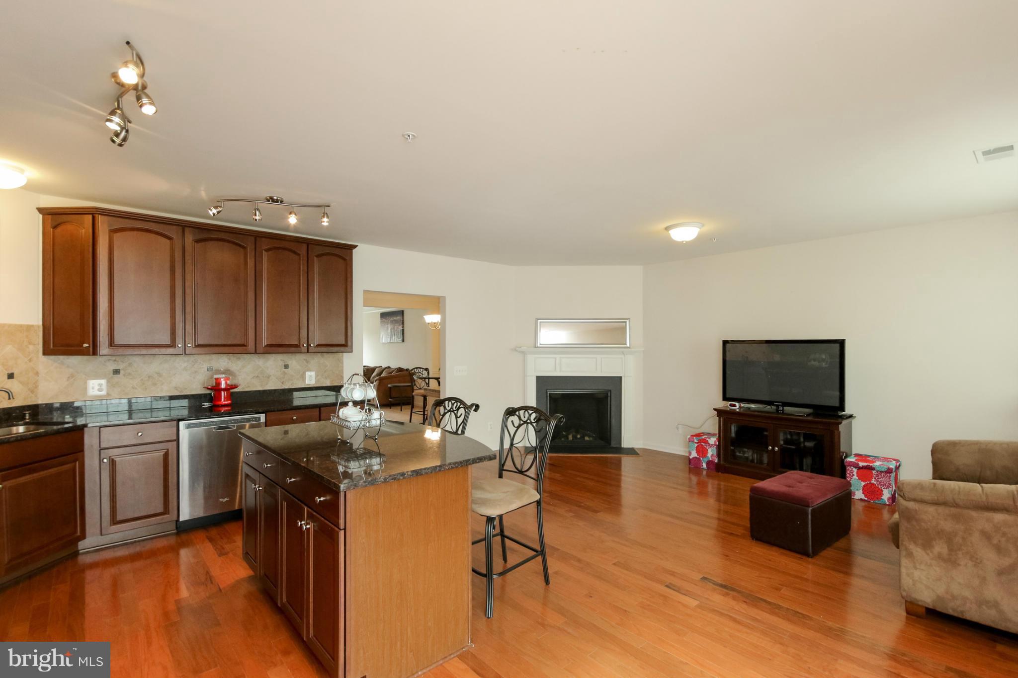 POTOMAC CLUB - Residential