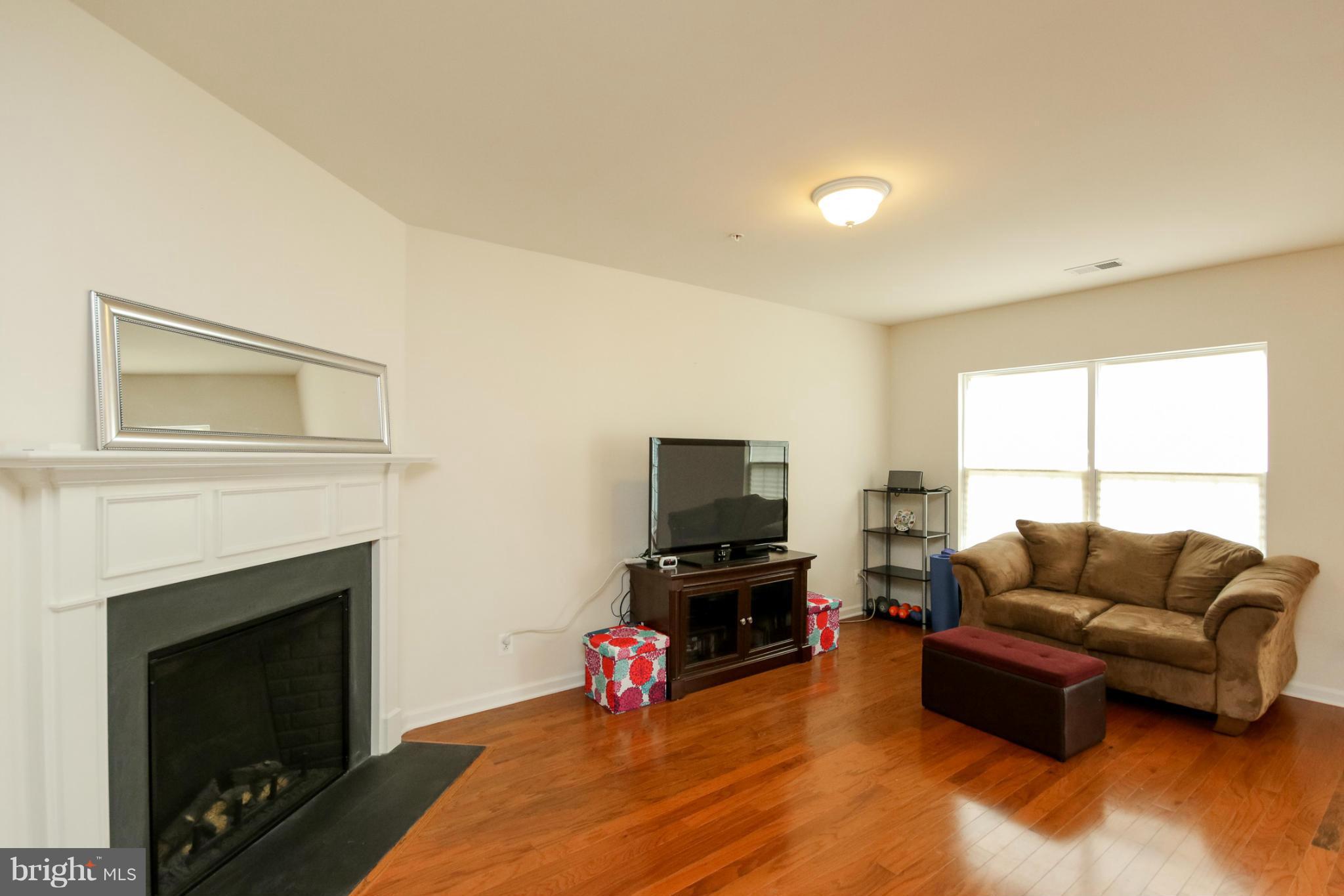 POTOMAC CLUB - Residential