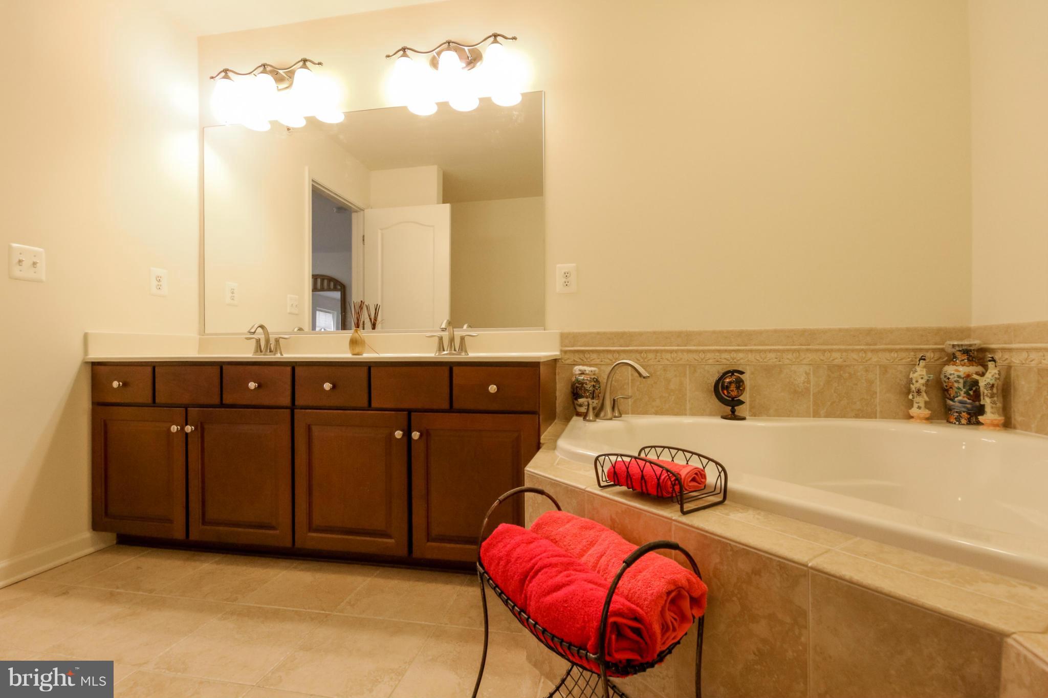 POTOMAC CLUB - Residential