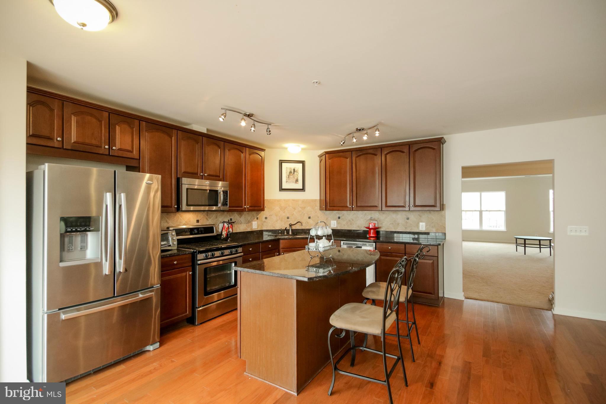 POTOMAC CLUB - Residential