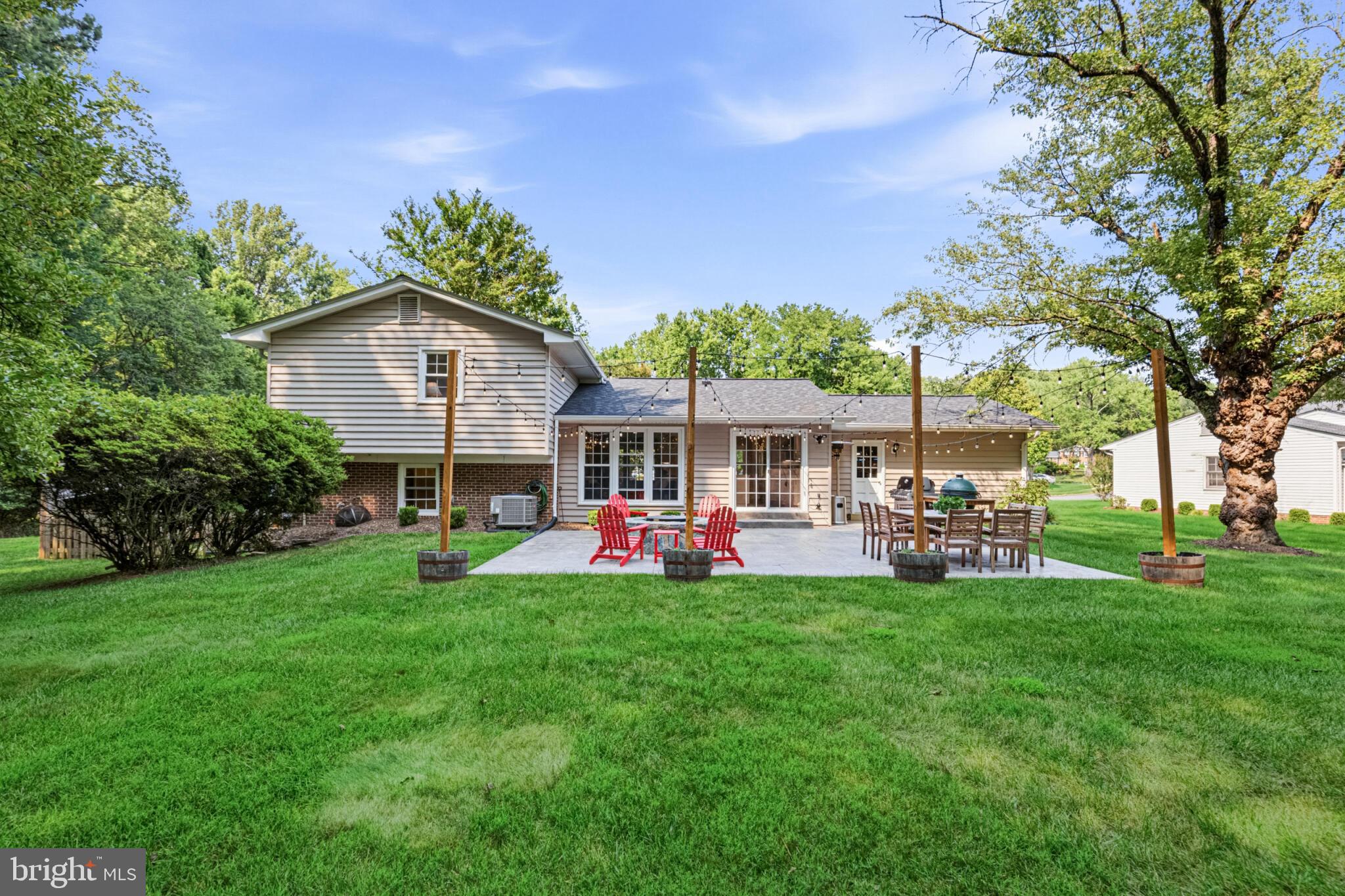 9509 MANDOLIN COURT