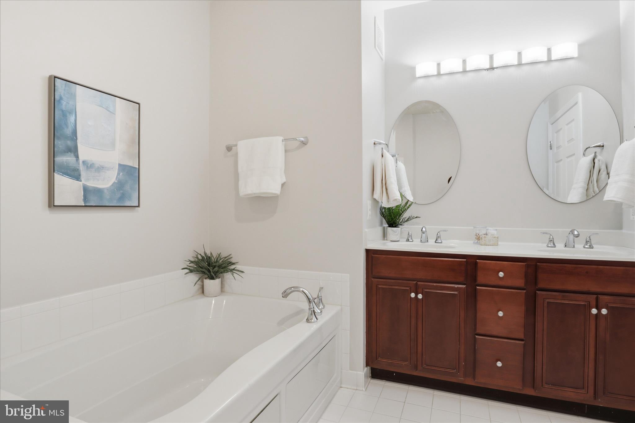 RIDGES AT BELMONT - Residential