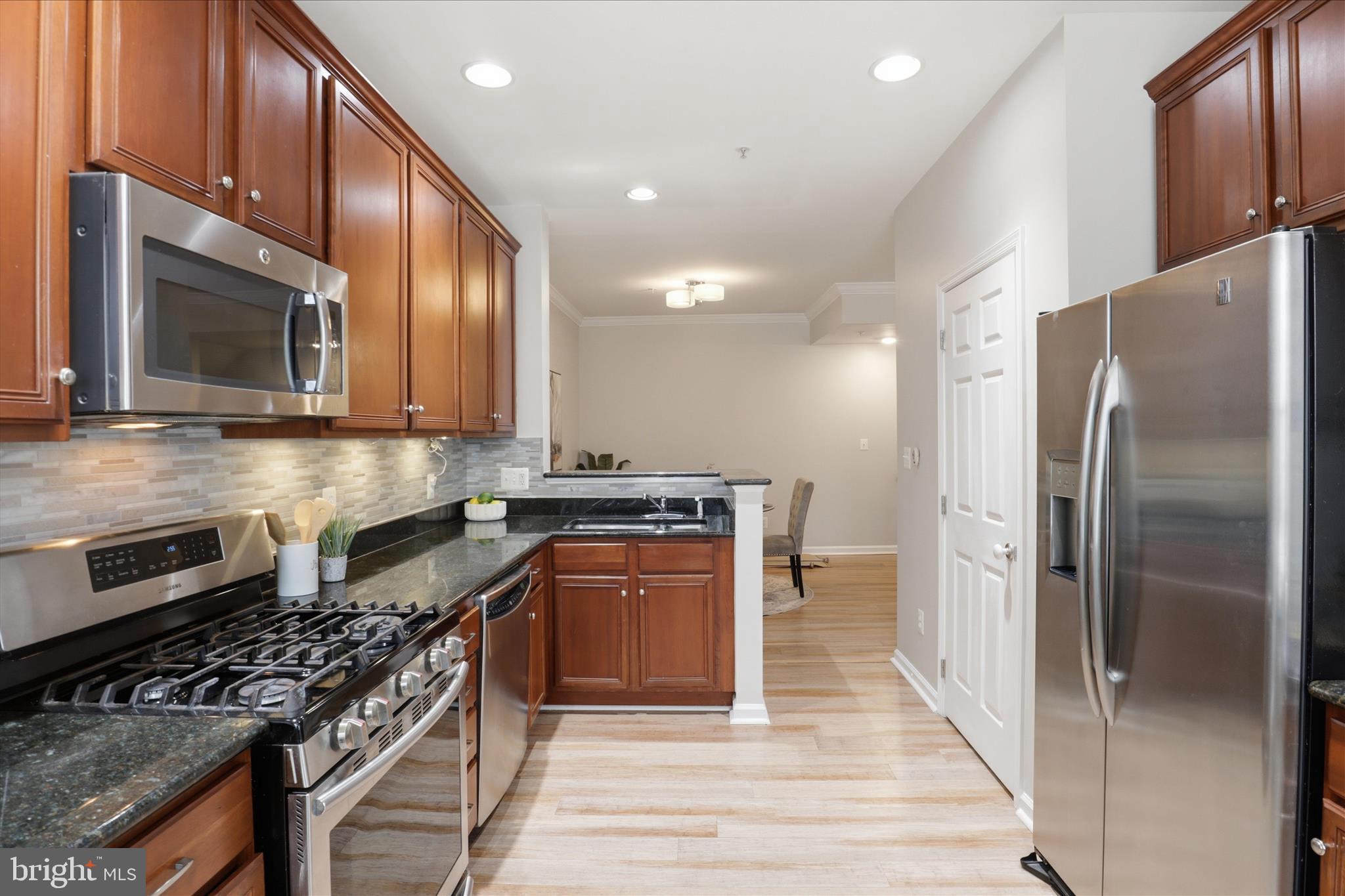 RIDGES AT BELMONT - Residential