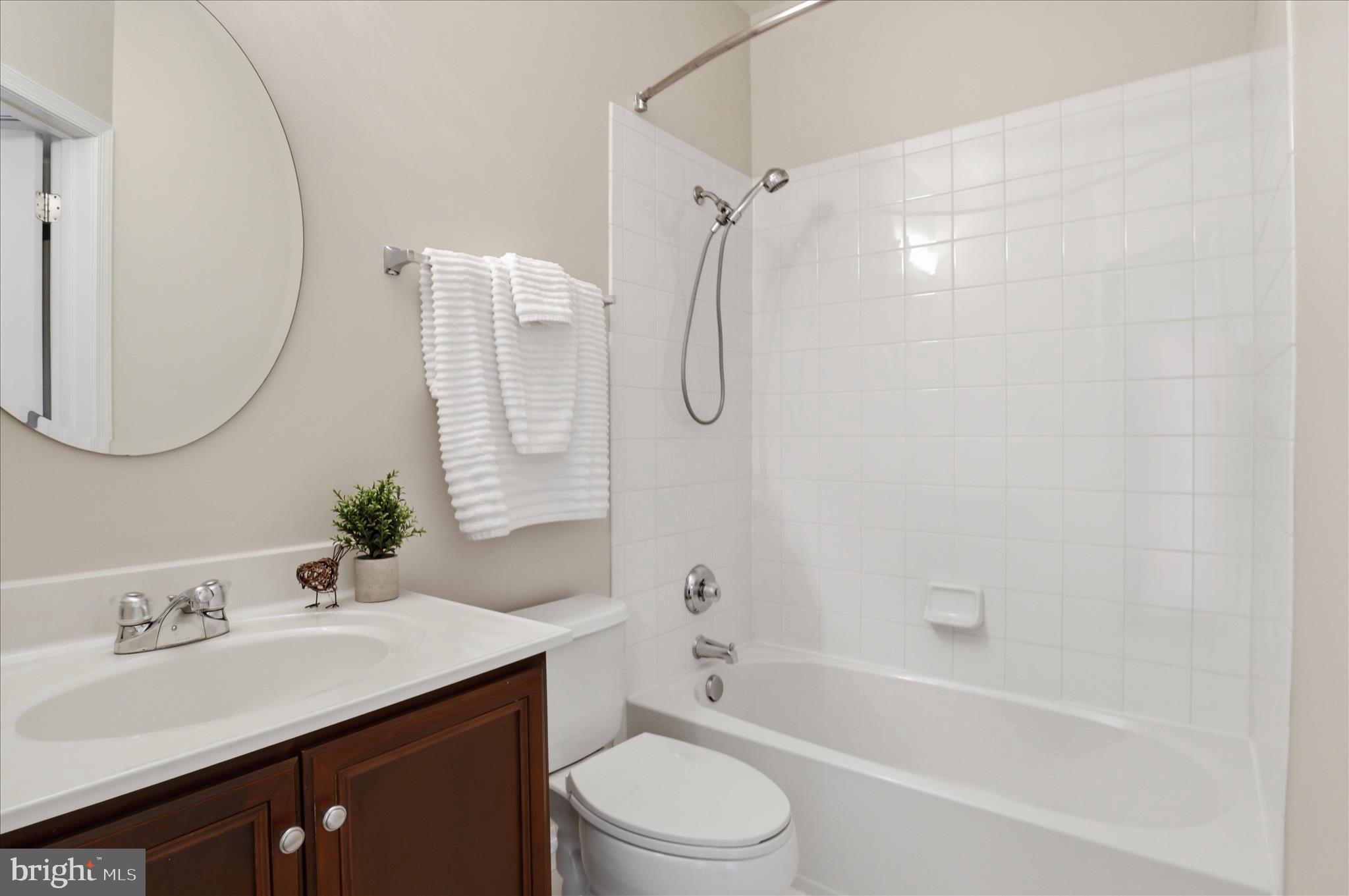 RIDGES AT BELMONT - Residential