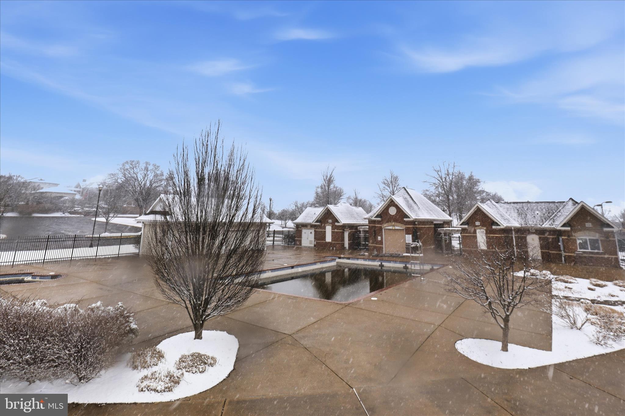 RIDGES AT BELMONT - Residential