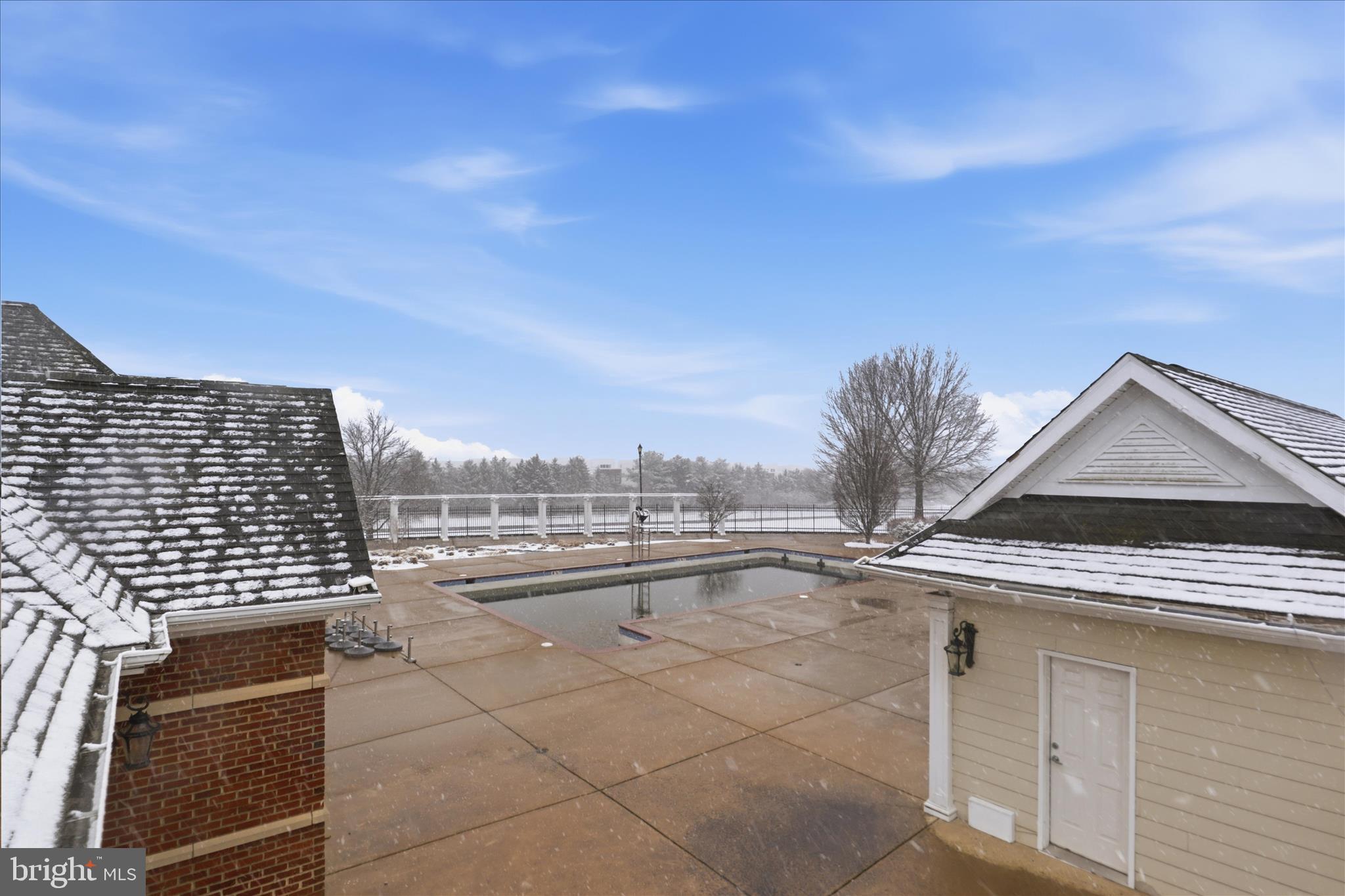 RIDGES AT BELMONT - Residential