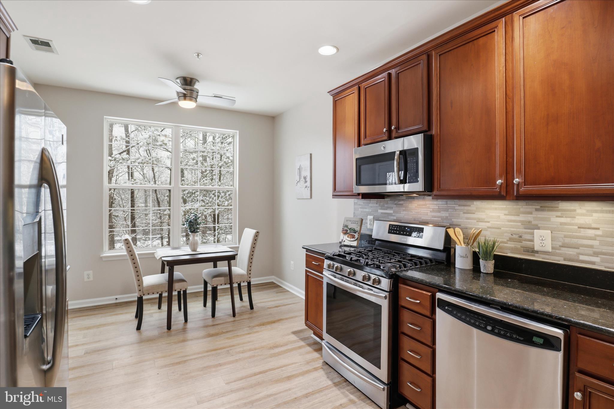 RIDGES AT BELMONT - Residential