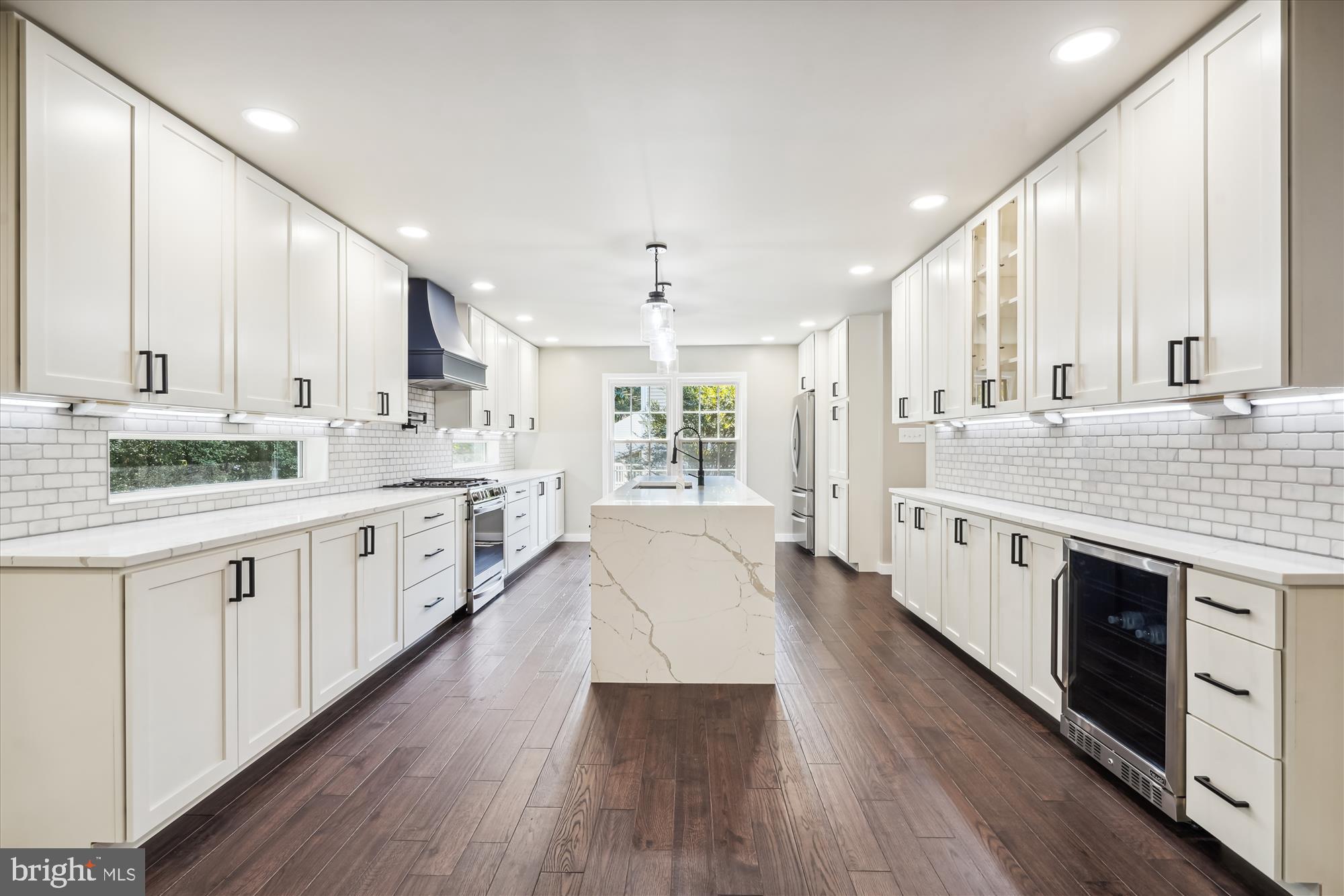 FOX MILL WOODS - Residential Lease