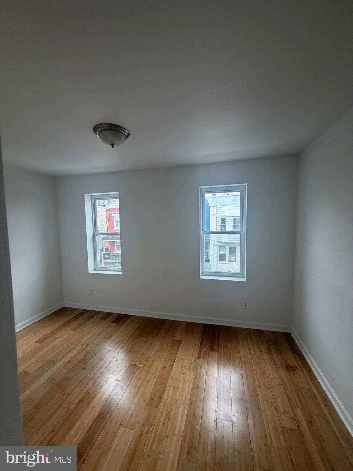 MILL CREEK - Residential