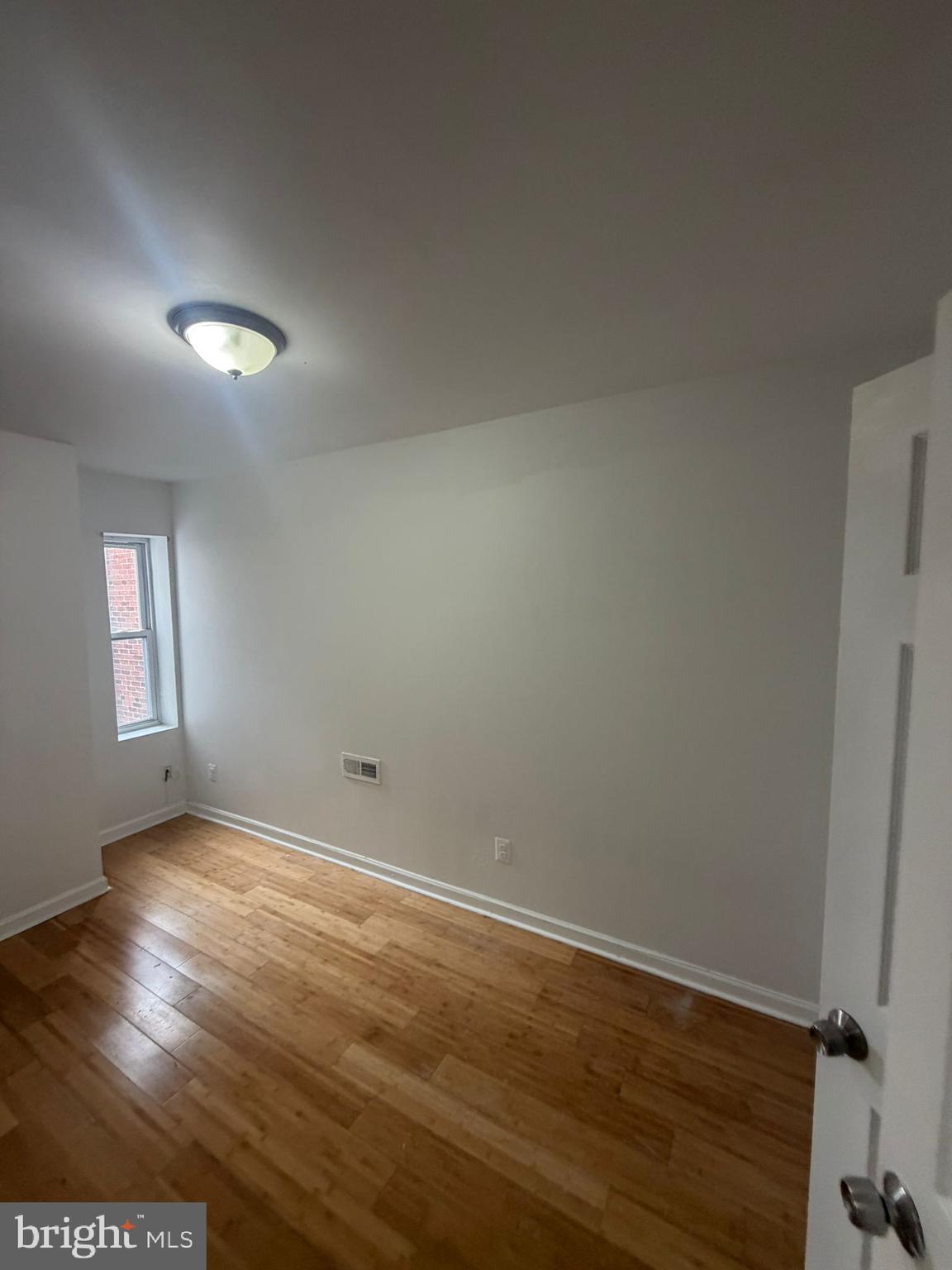 MILL CREEK - Residential