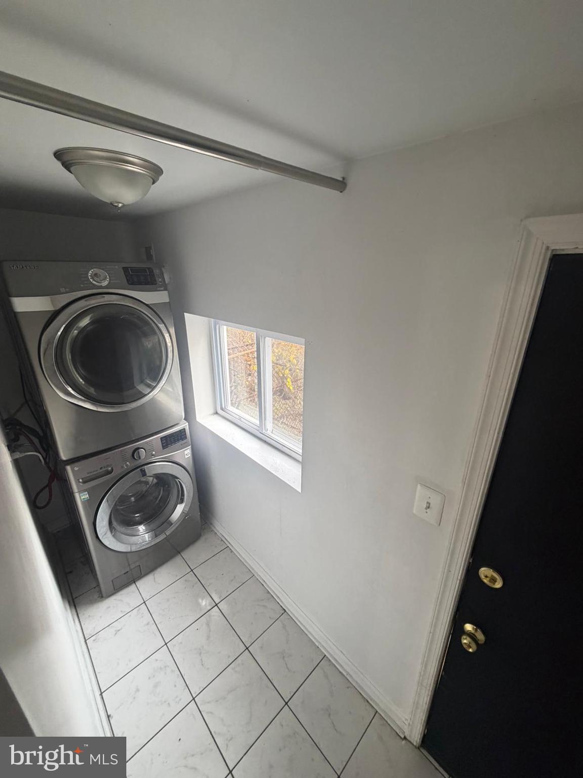 MILL CREEK - Residential