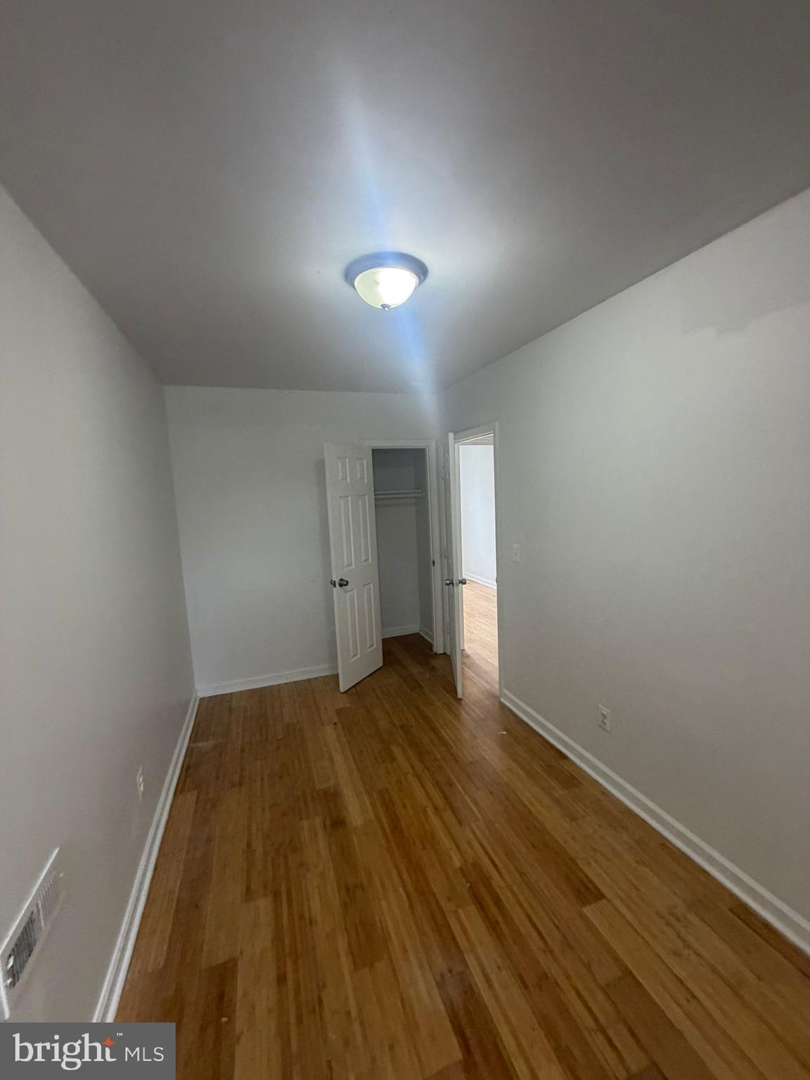 MILL CREEK - Residential