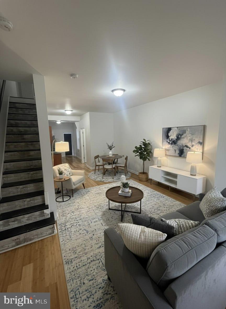 MILL CREEK - Residential