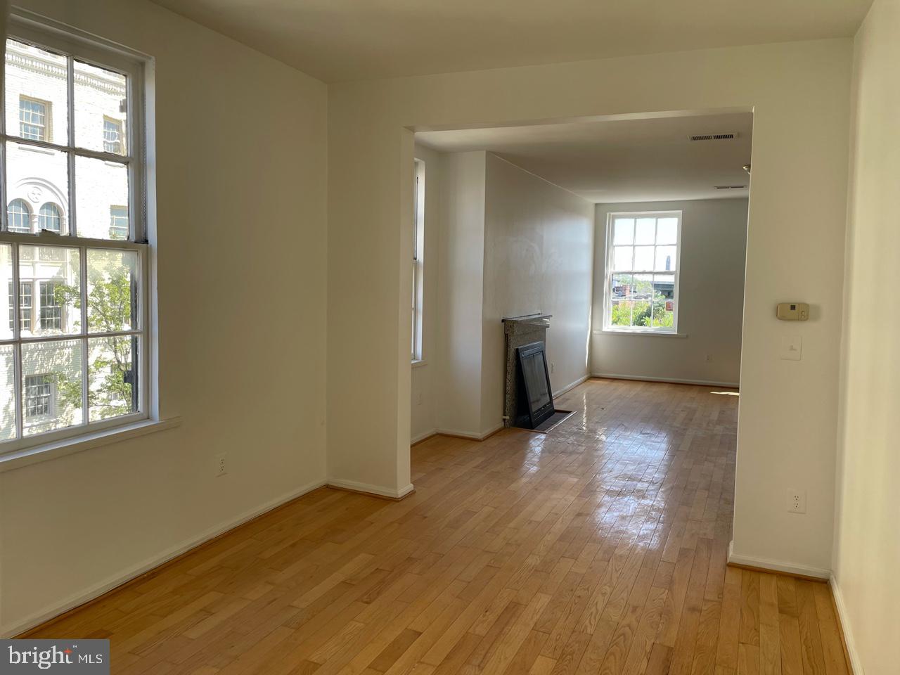 MOUNT VERNON PLACE HISTORIC DISTRICT - Residential Lease