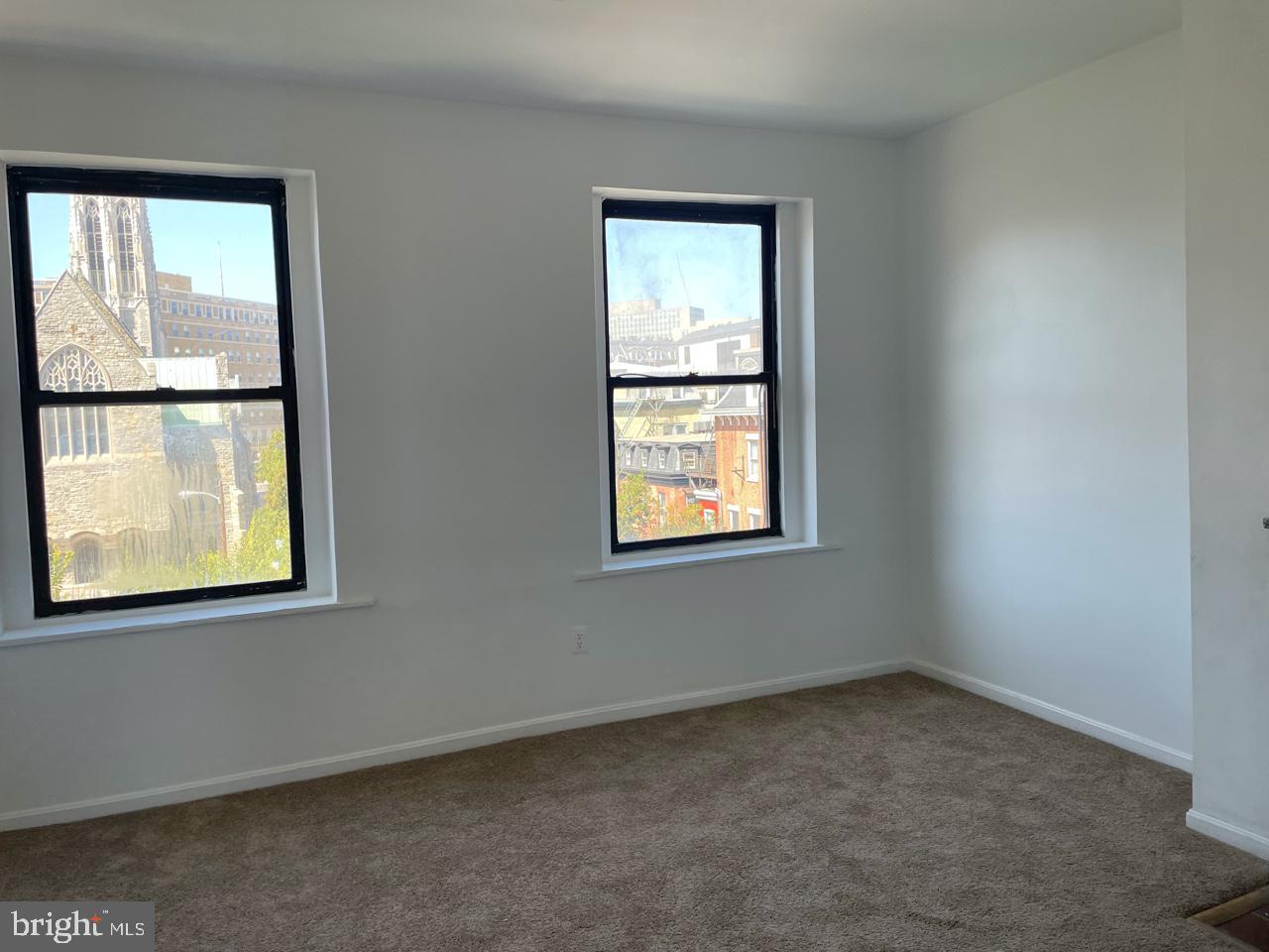 MOUNT VERNON PLACE HISTORIC DISTRICT - Residential Lease