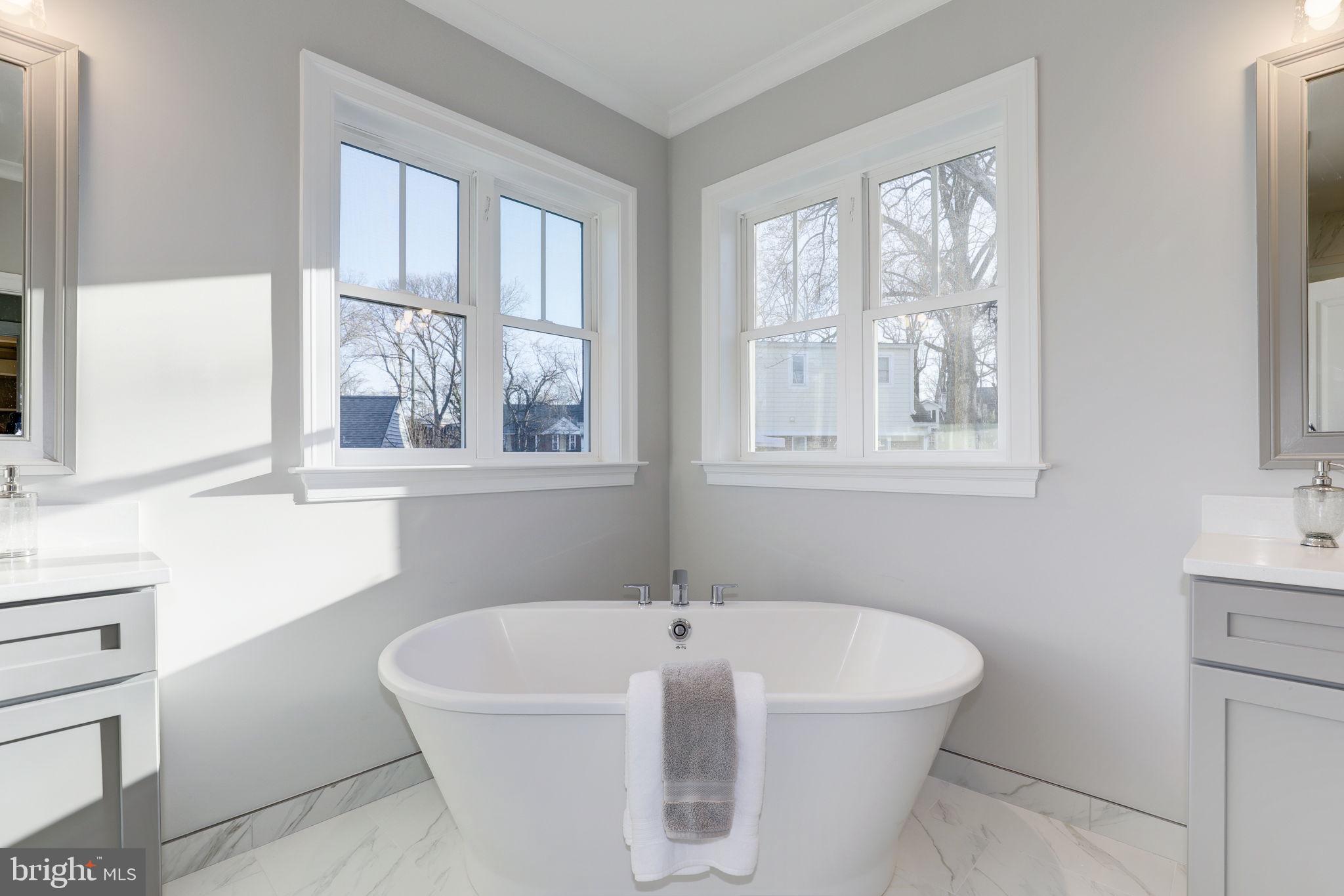 TARA - LEEWAY HEIGHTS - Residential