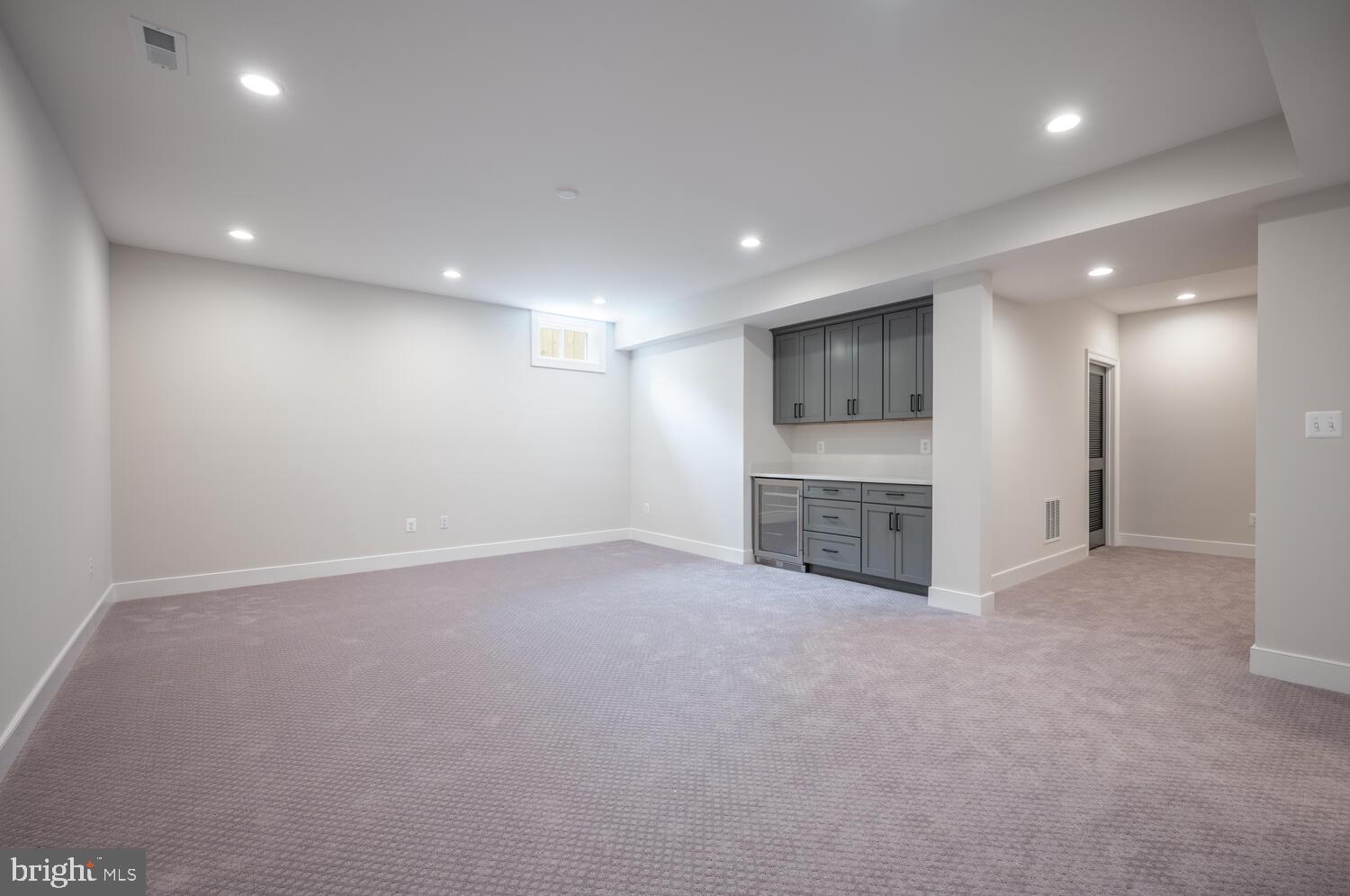 TARA - LEEWAY HEIGHTS - Residential