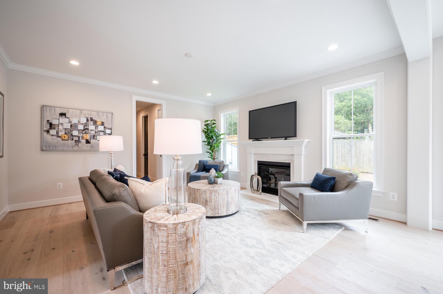 TARA - LEEWAY HEIGHTS - Residential