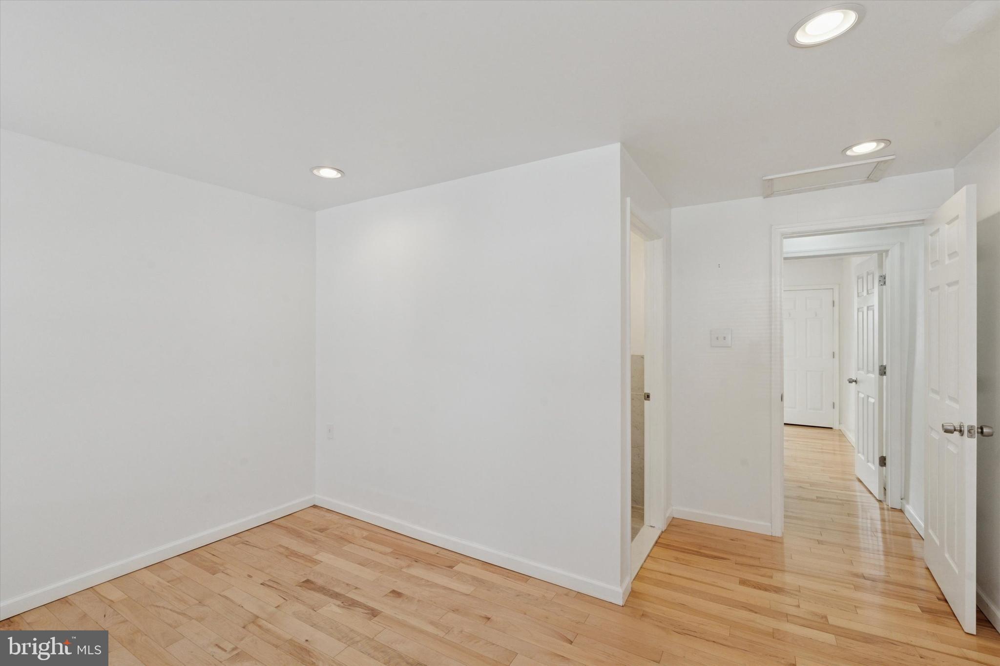 GRAYS FERRY - Residential
