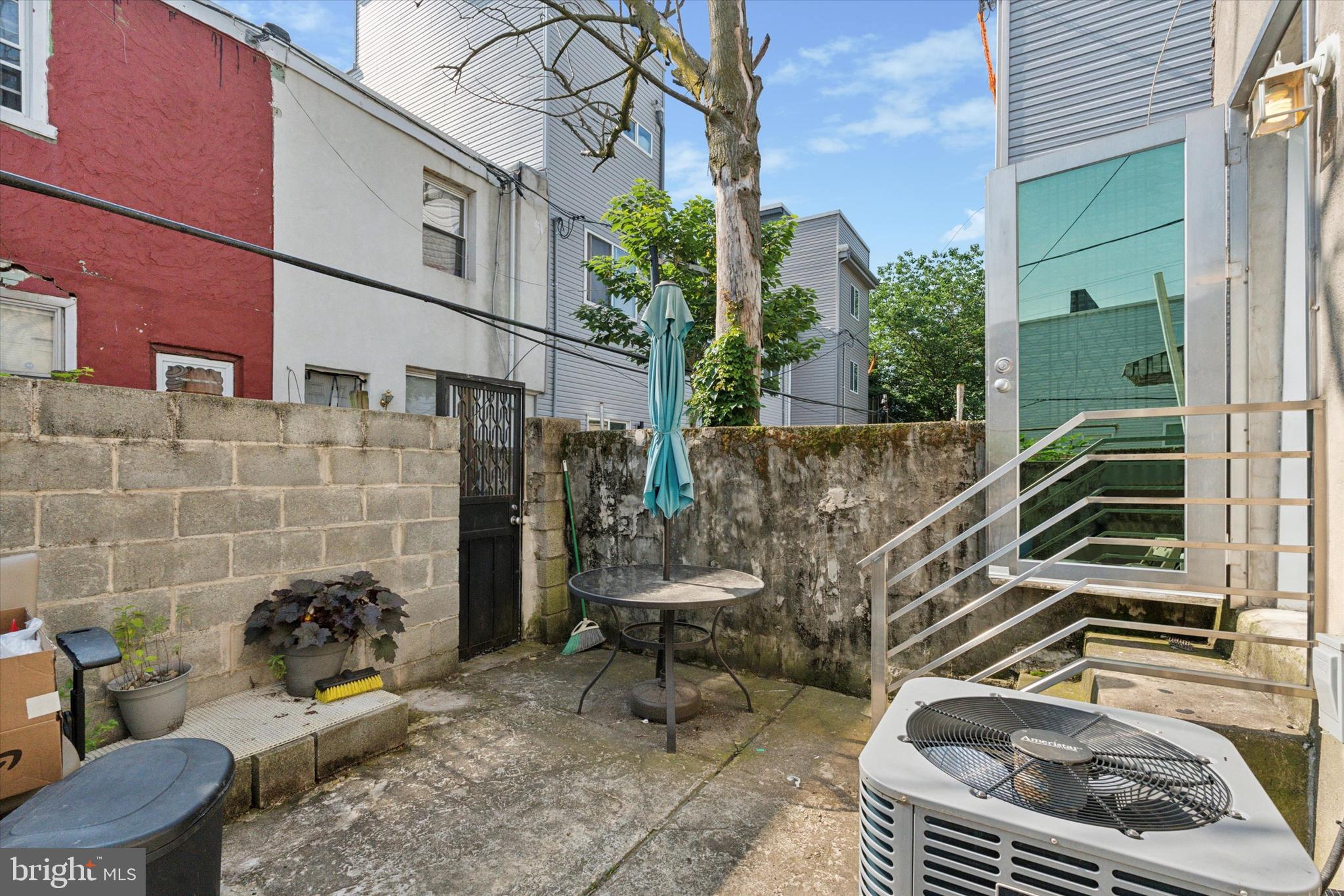 GRAYS FERRY - Residential