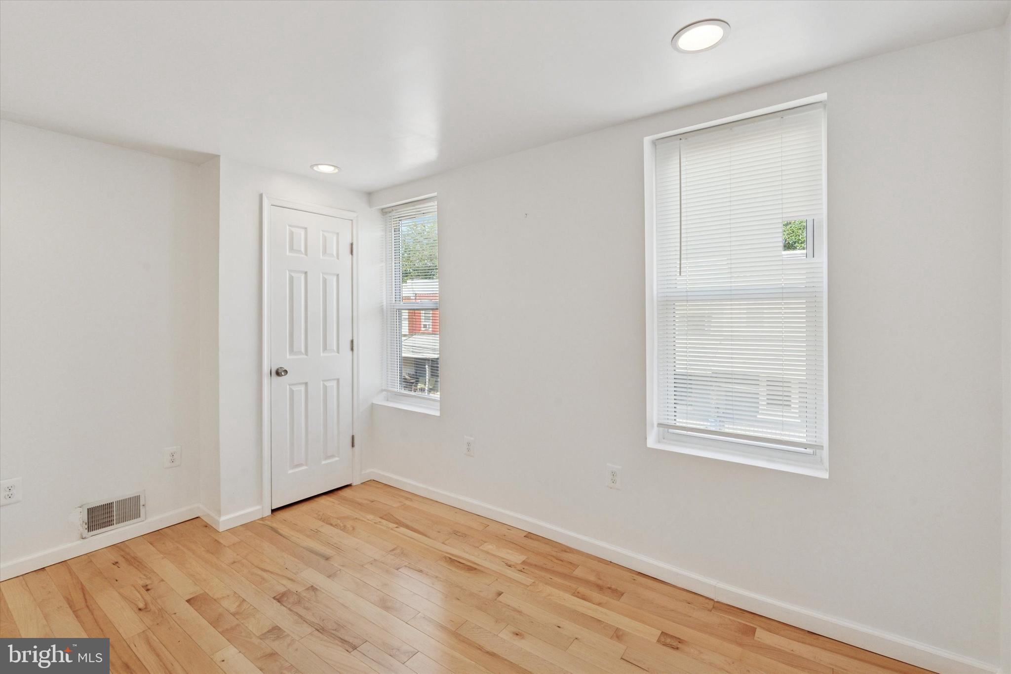 GRAYS FERRY - Residential