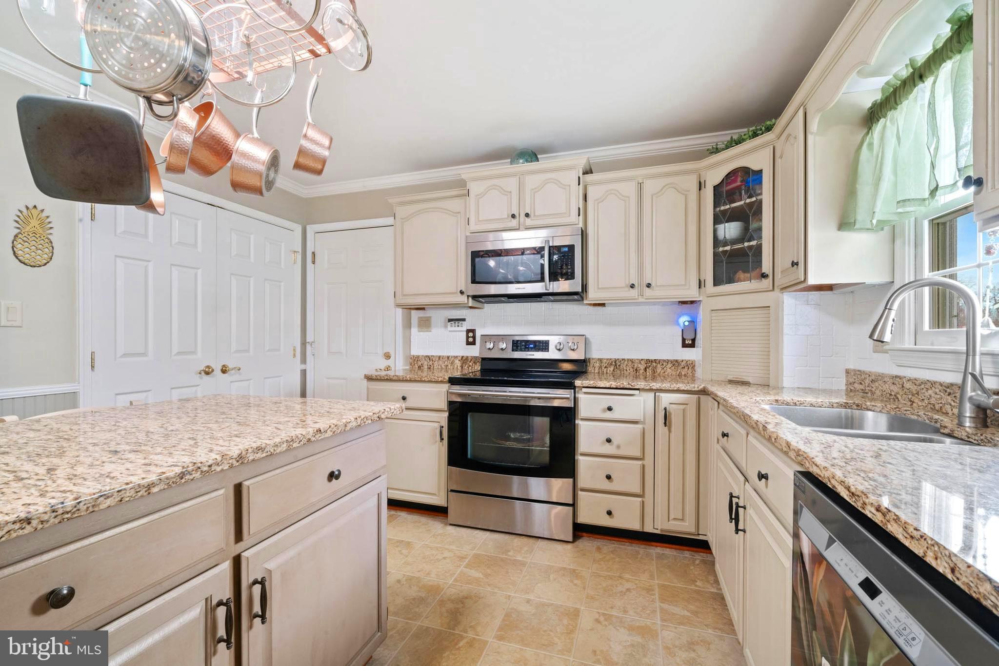 UNIONTOWN - Residential