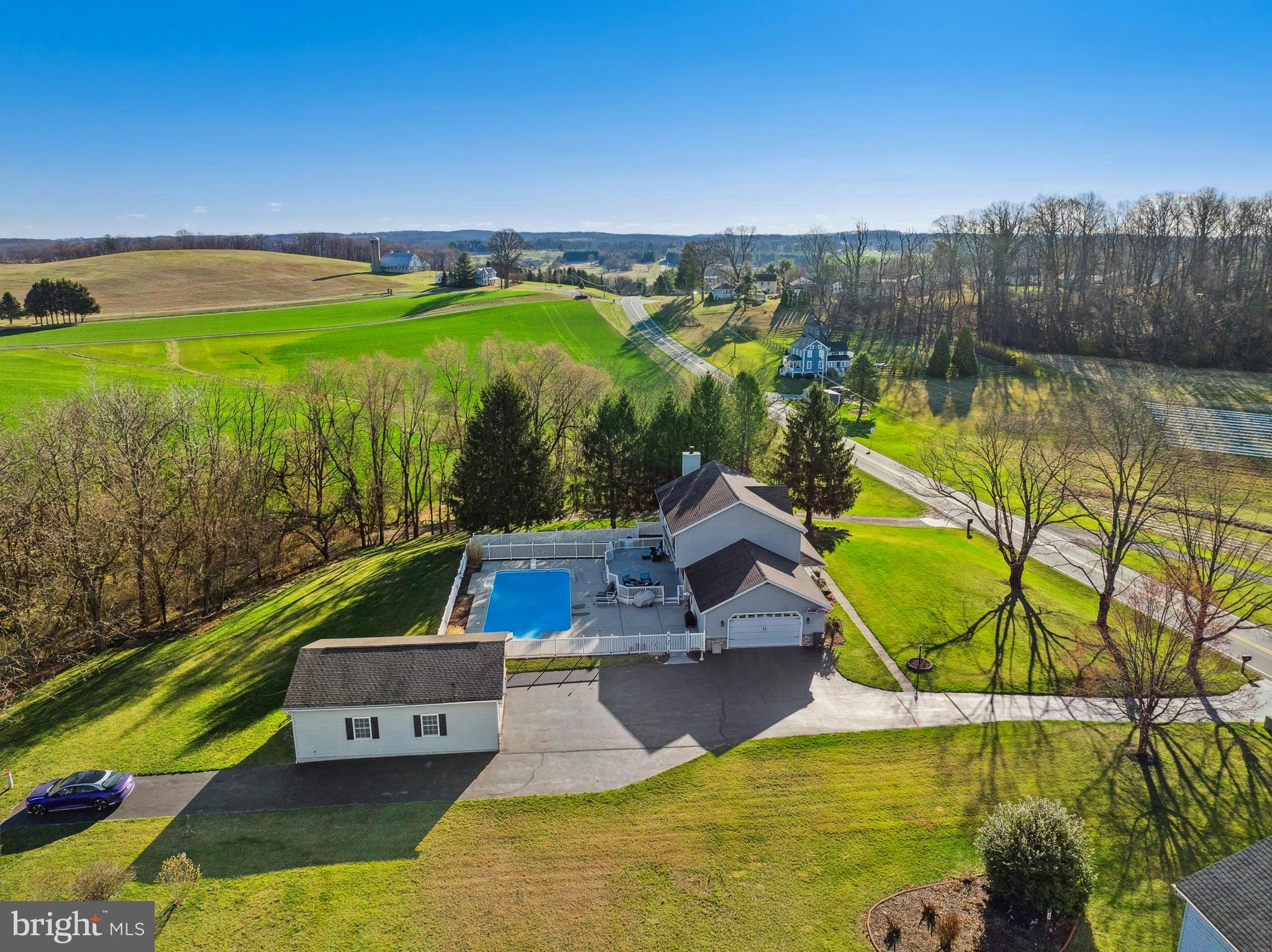 UNIONTOWN - Residential