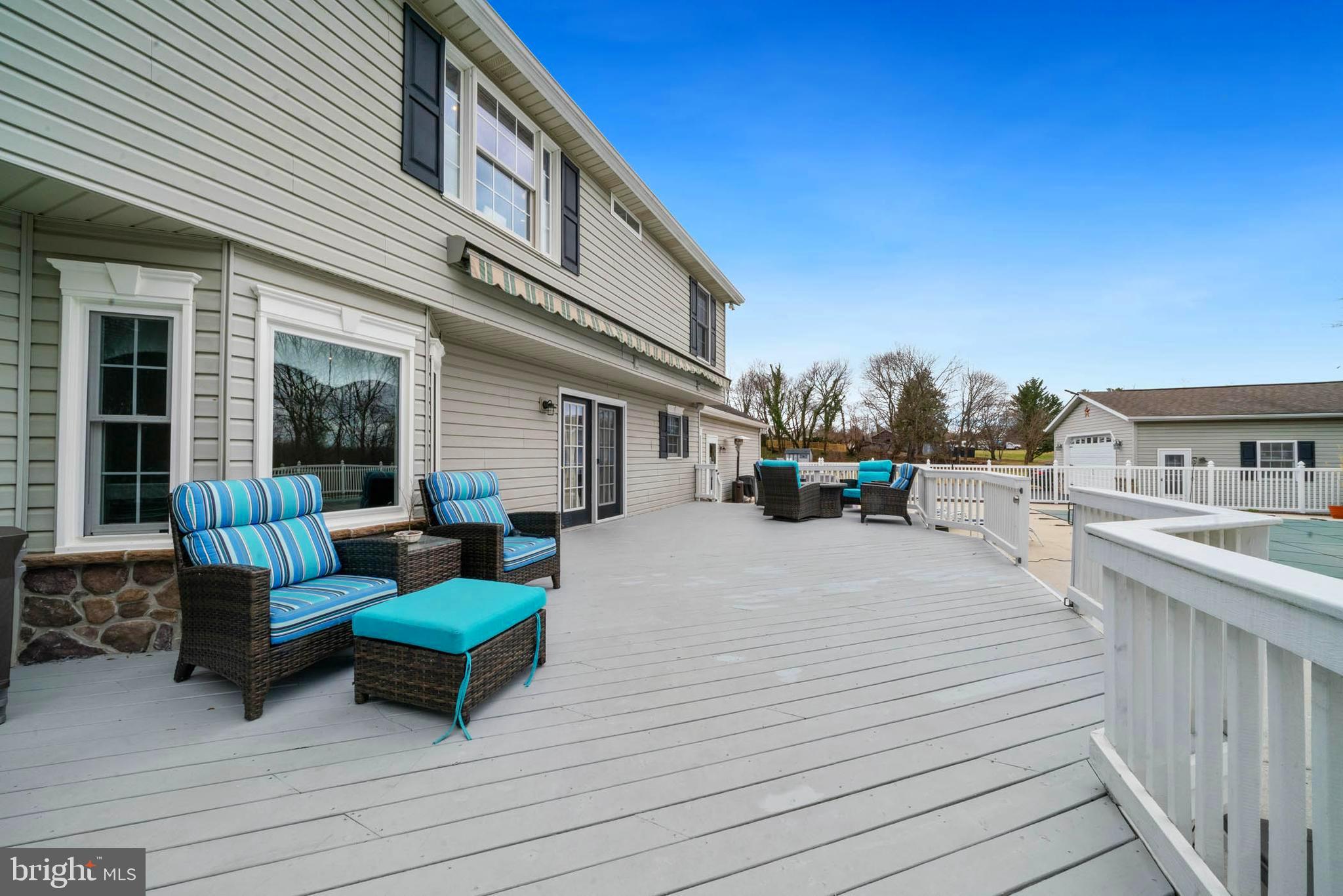 UNIONTOWN - Residential