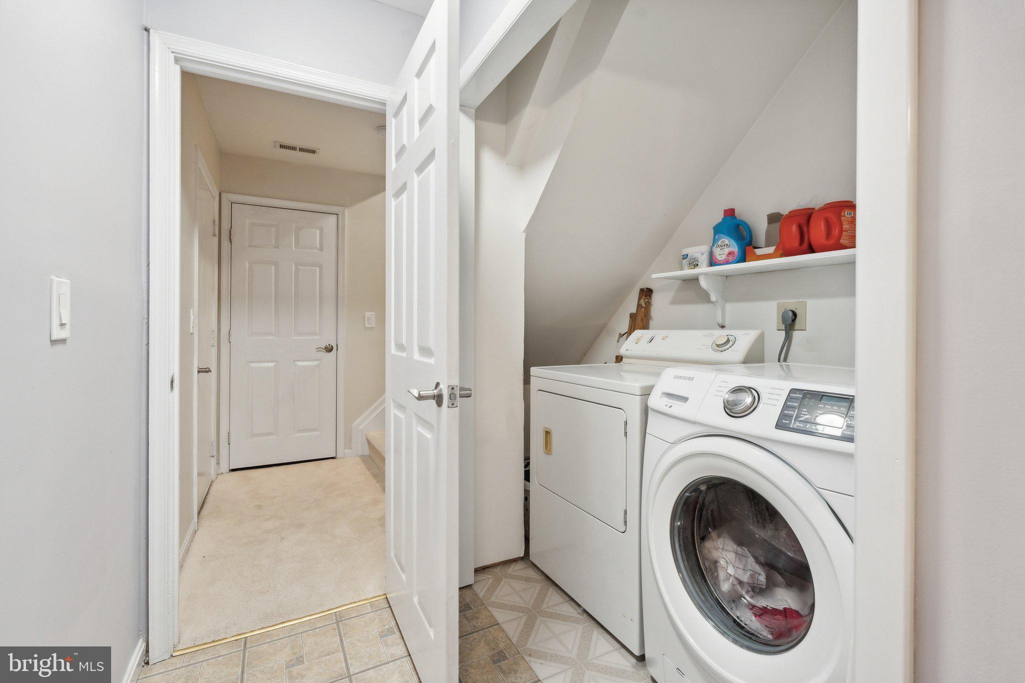 MAIN ST VILLAGE - Residential Lease