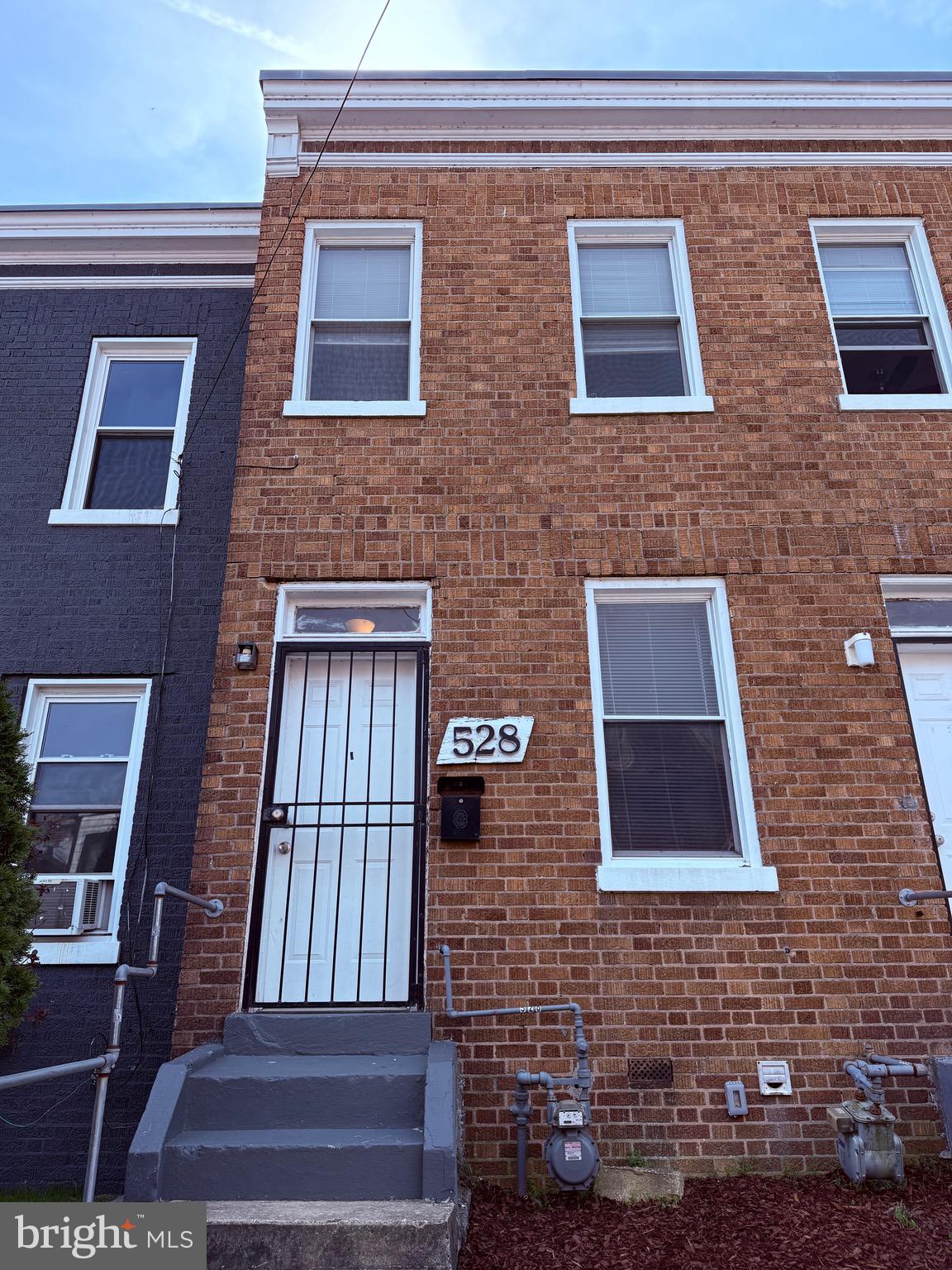 528-530 HOBART PLACE NW