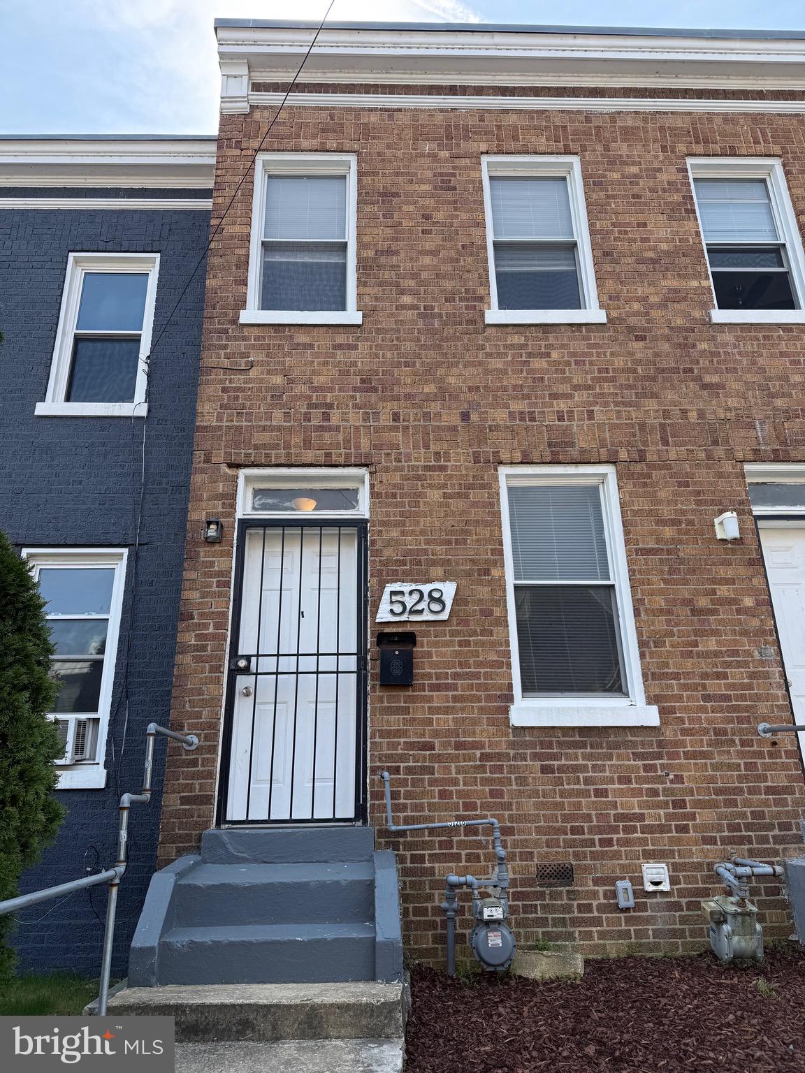 528-530 HOBART PLACE NW