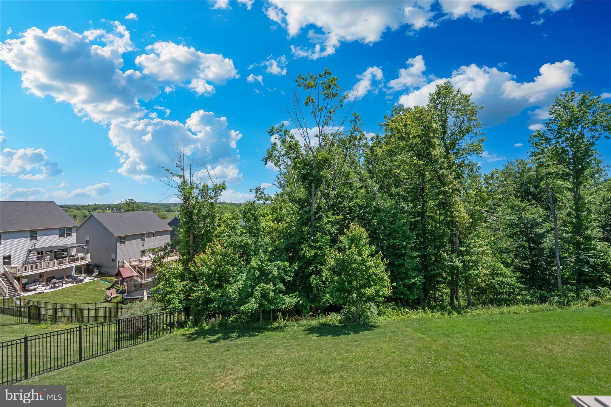 LAKE LINGANORE EAGLEHEAD - Residential