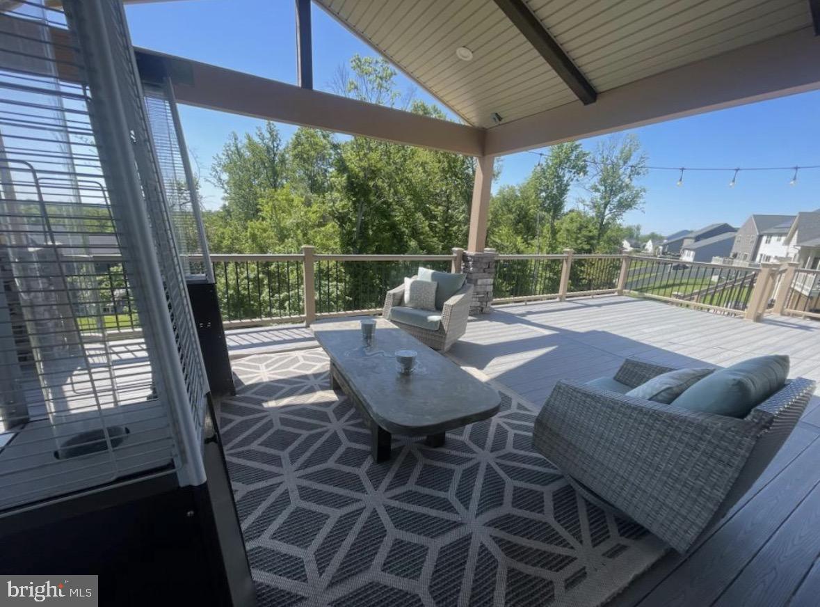 LAKE LINGANORE EAGLEHEAD - Residential