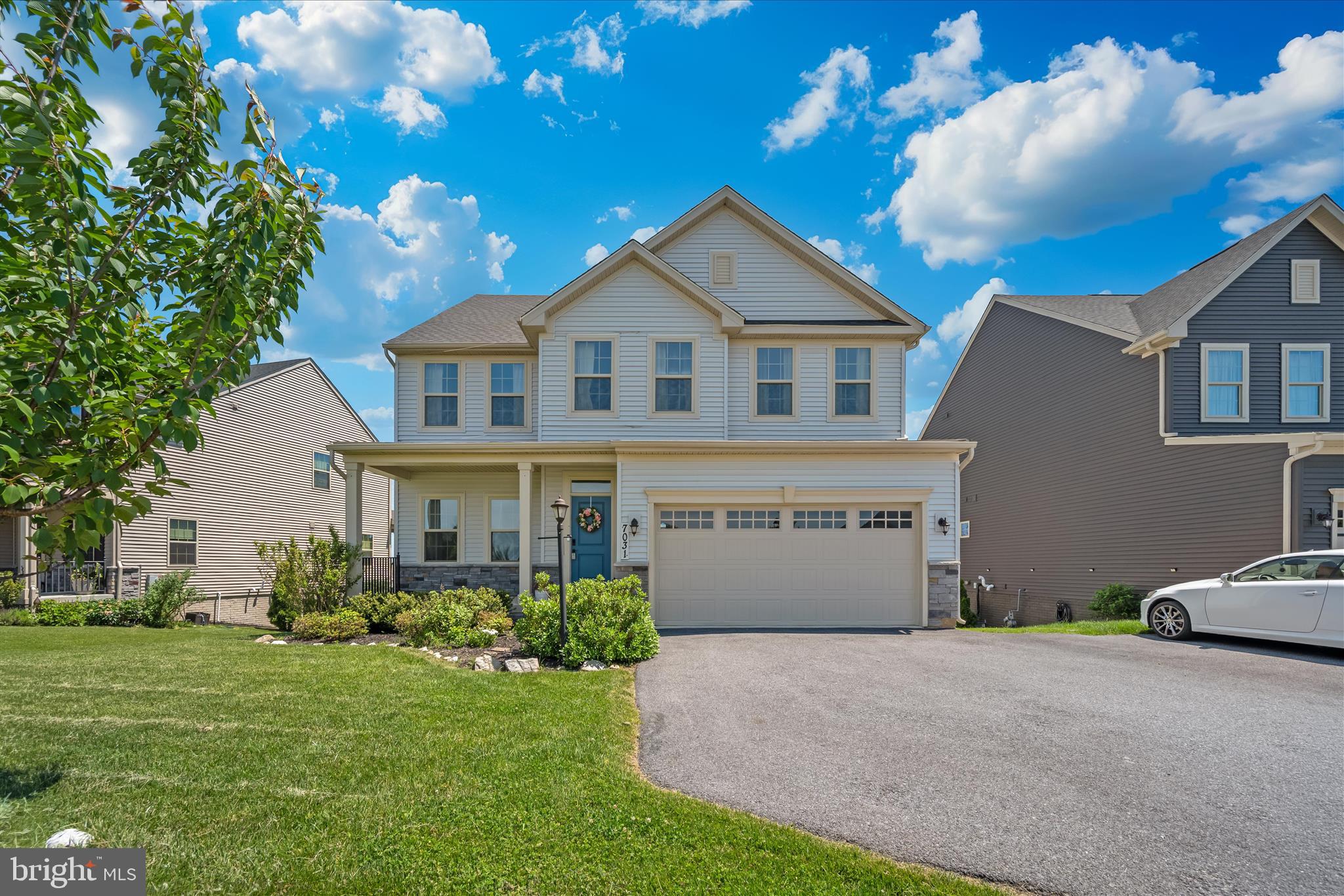 LAKE LINGANORE EAGLEHEAD - Residential