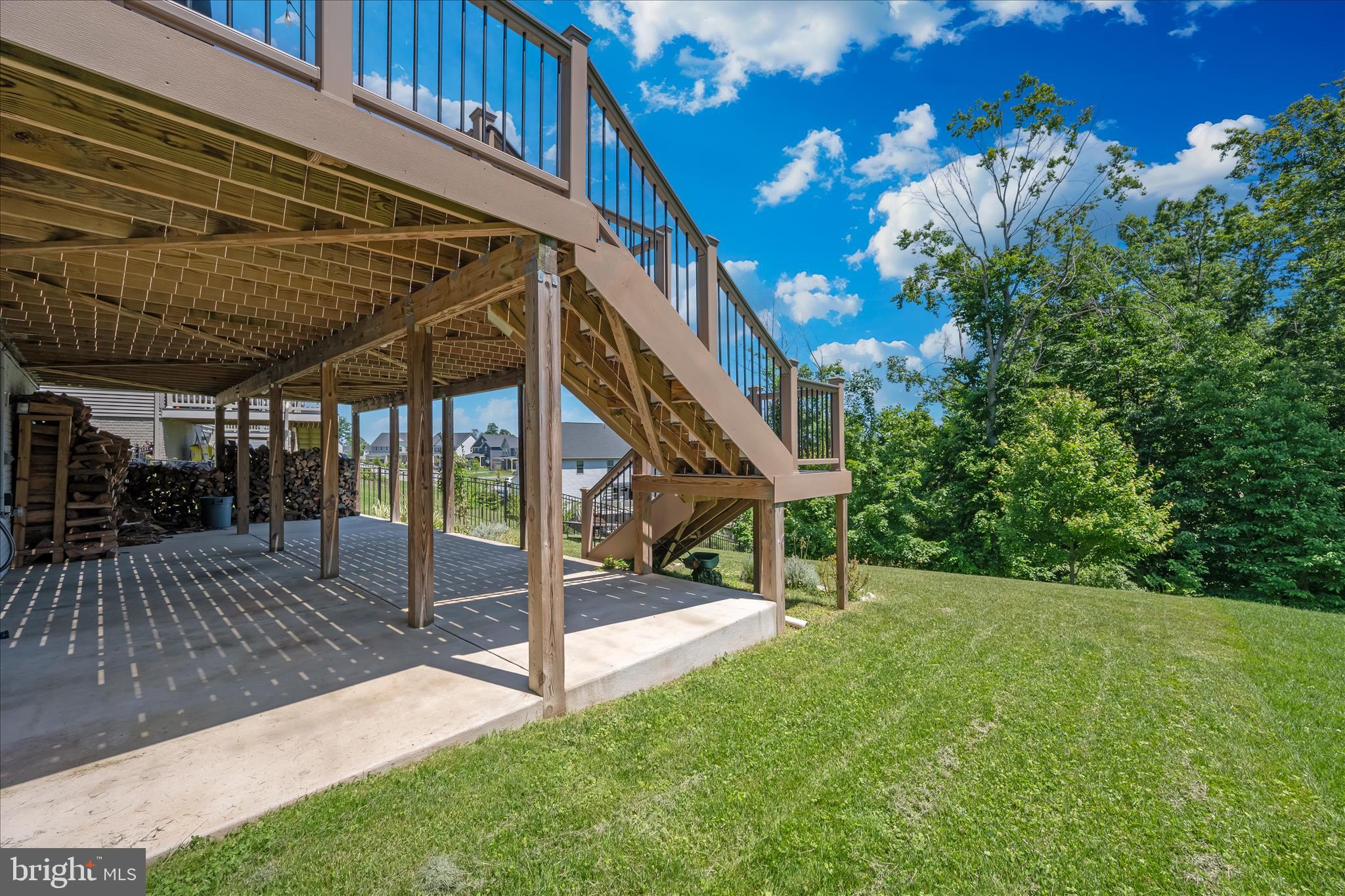 LAKE LINGANORE EAGLEHEAD - Residential