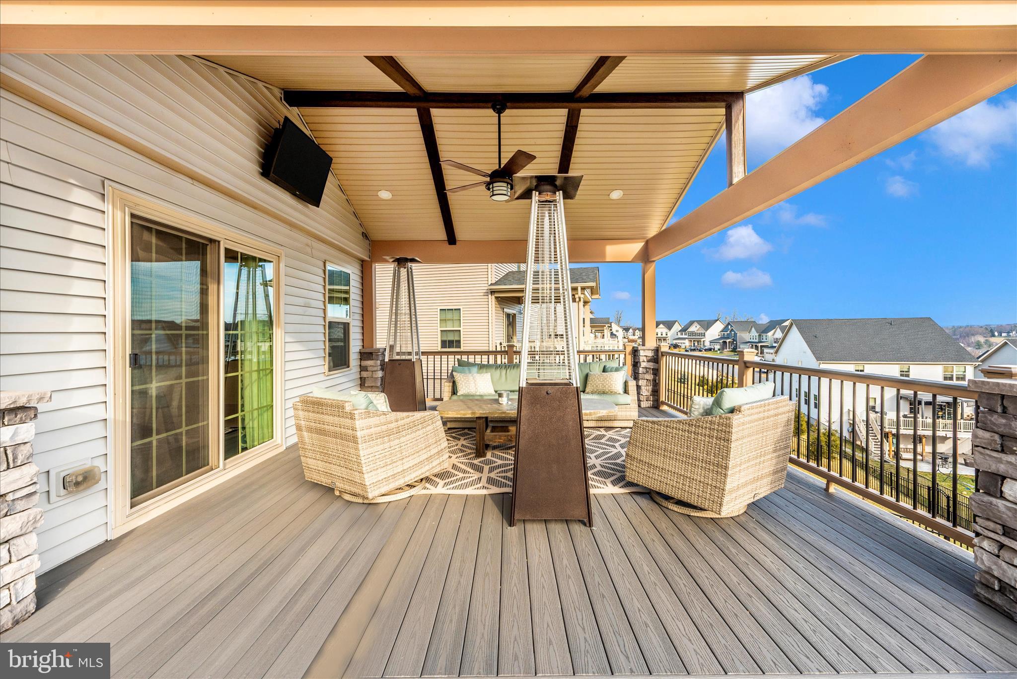 LAKE LINGANORE EAGLEHEAD - Residential