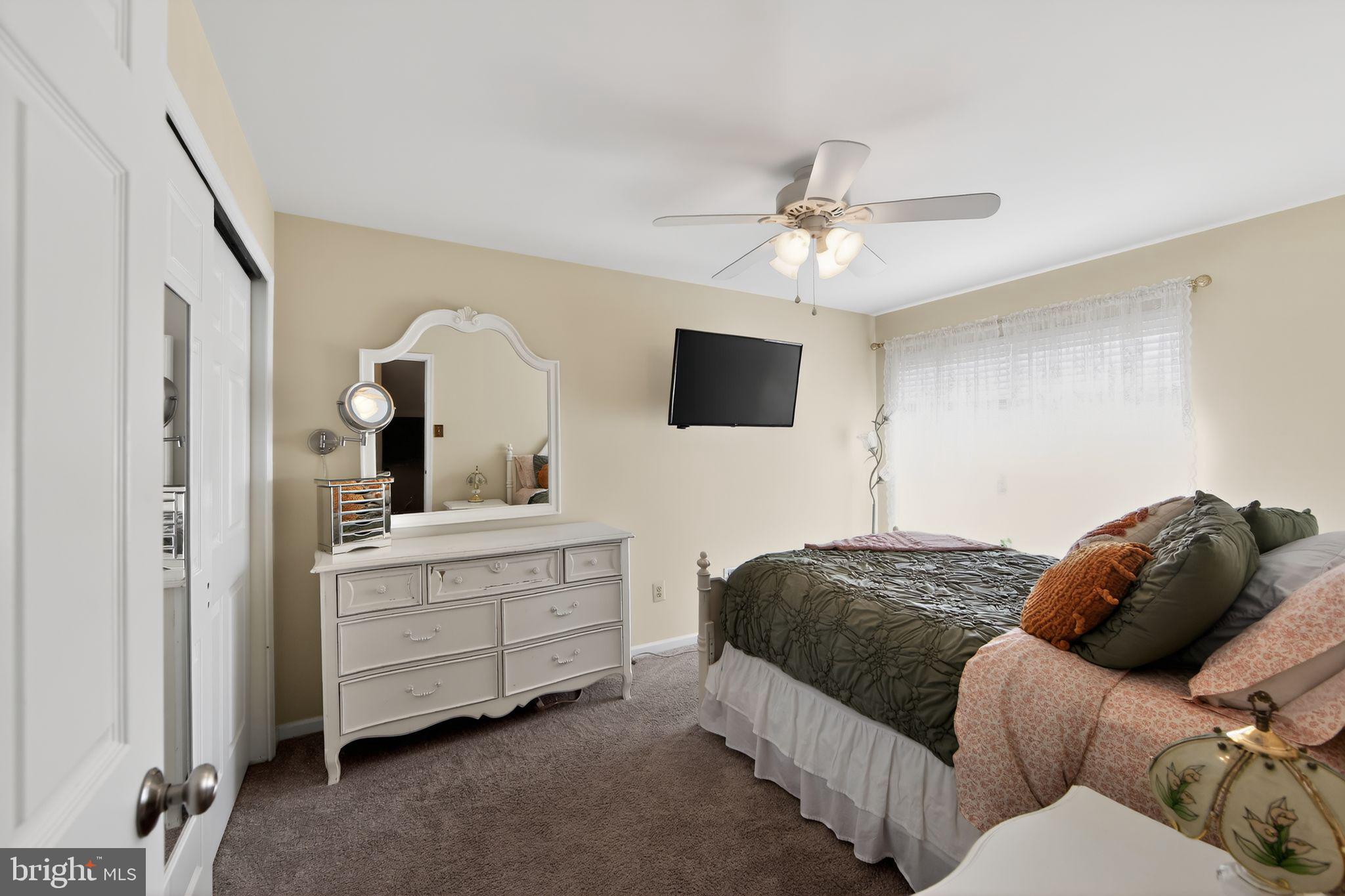 CHARLESTOWN HUNT - Residential