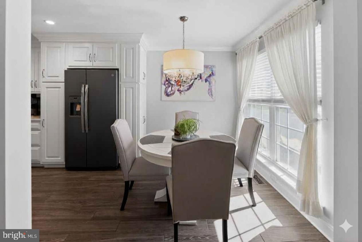 CHARLESTOWN HUNT - Residential