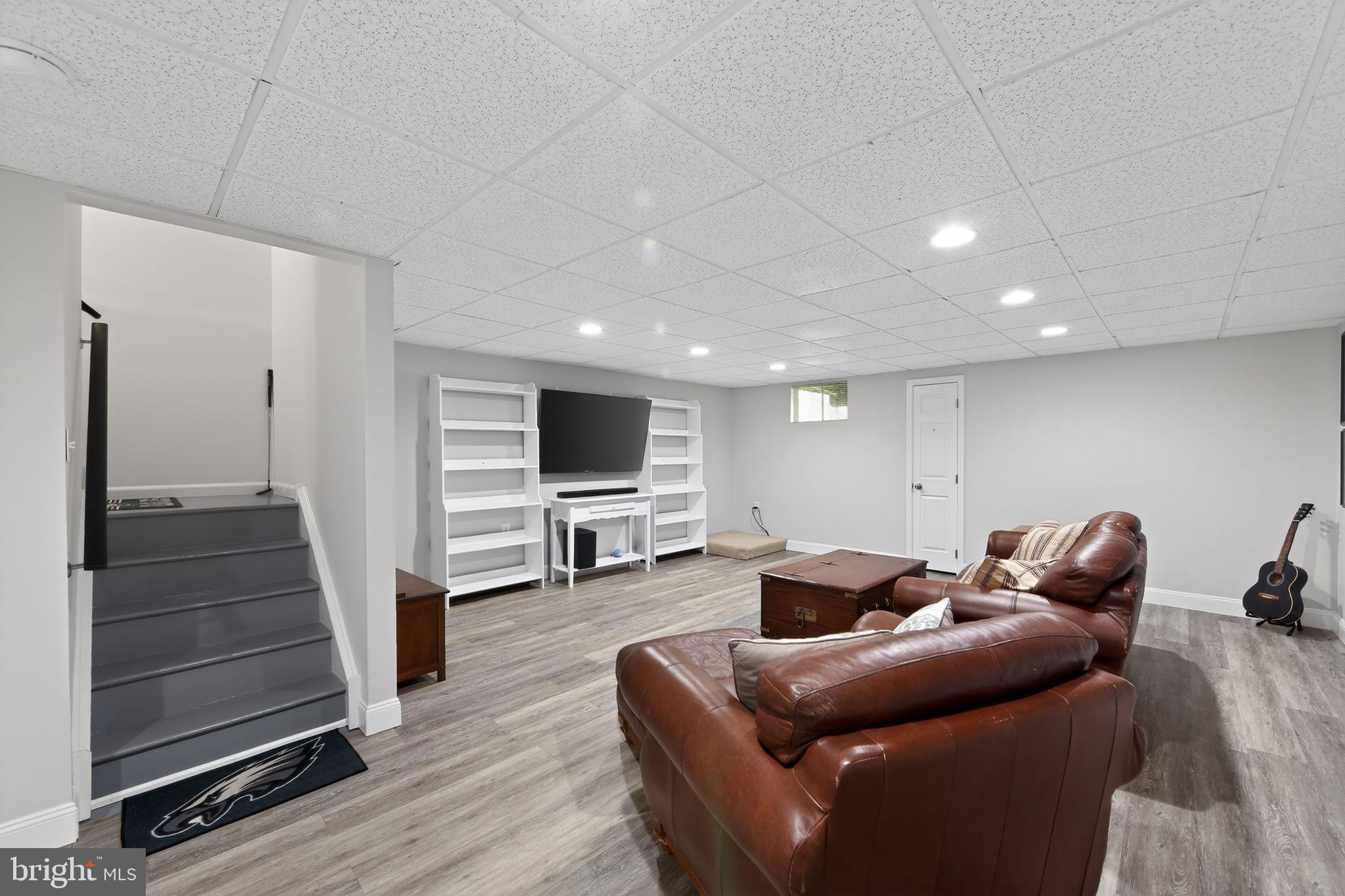 CHARLESTOWN HUNT - Residential