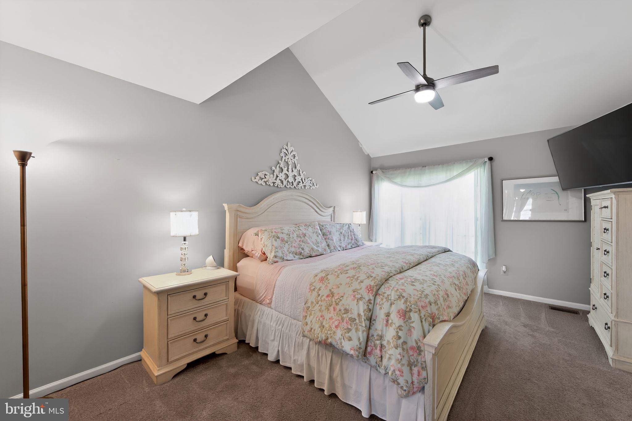 CHARLESTOWN HUNT - Residential