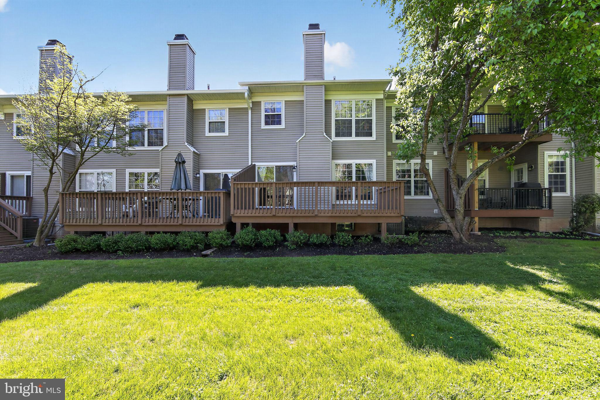 CHARLESTOWN HUNT - Residential