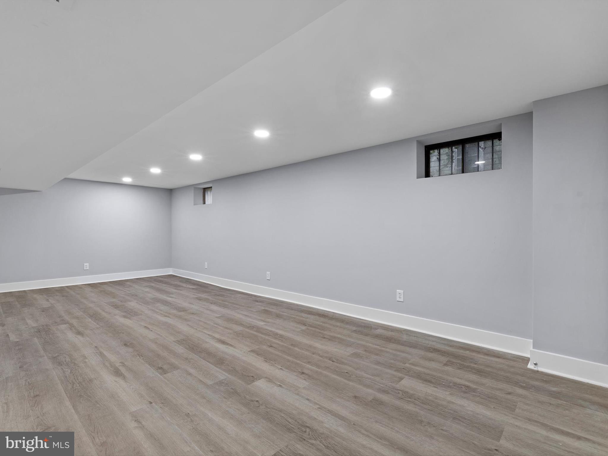 FERNDALE - Residential