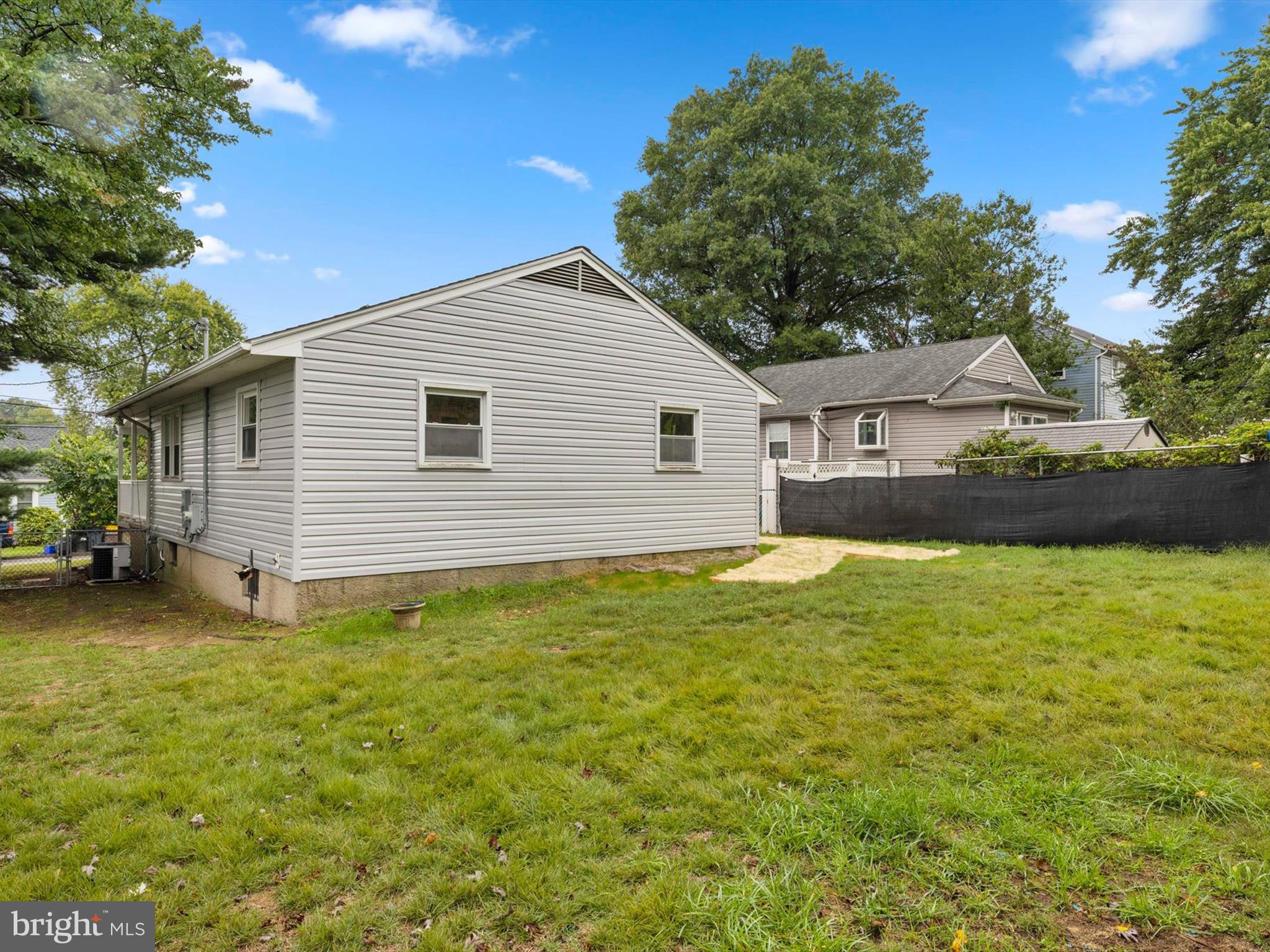 FERNDALE - Residential