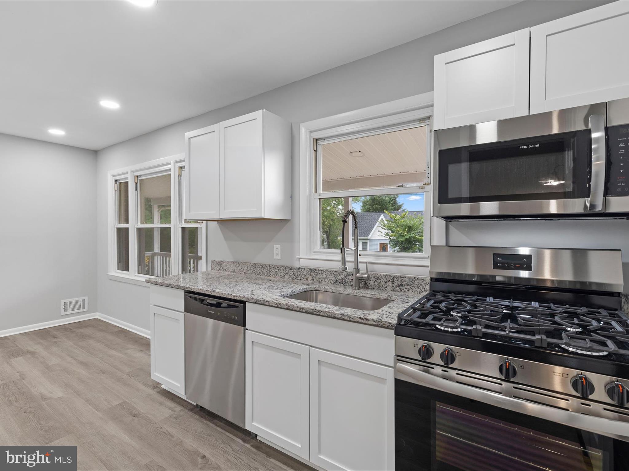 FERNDALE - Residential