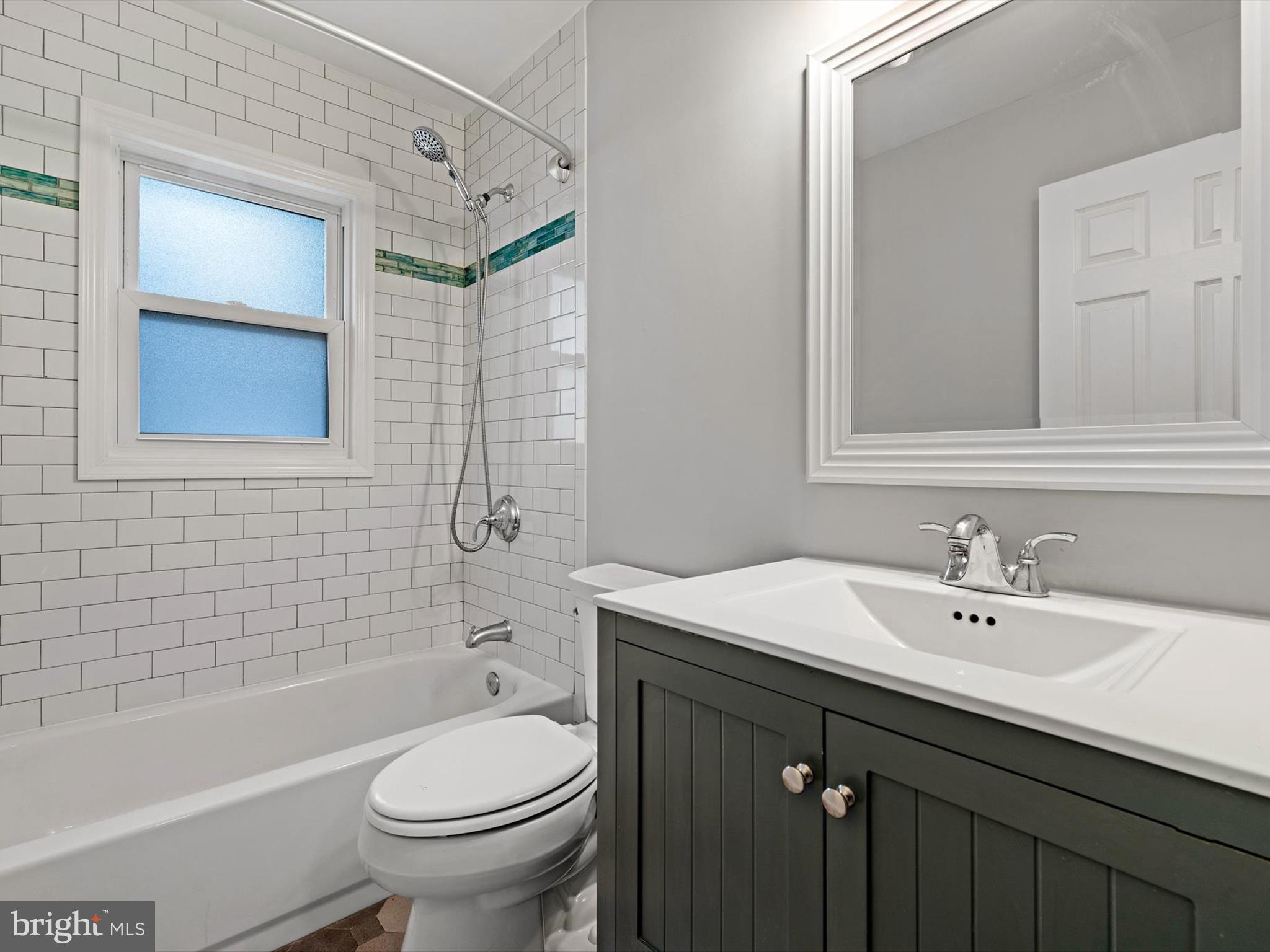 FERNDALE - Residential