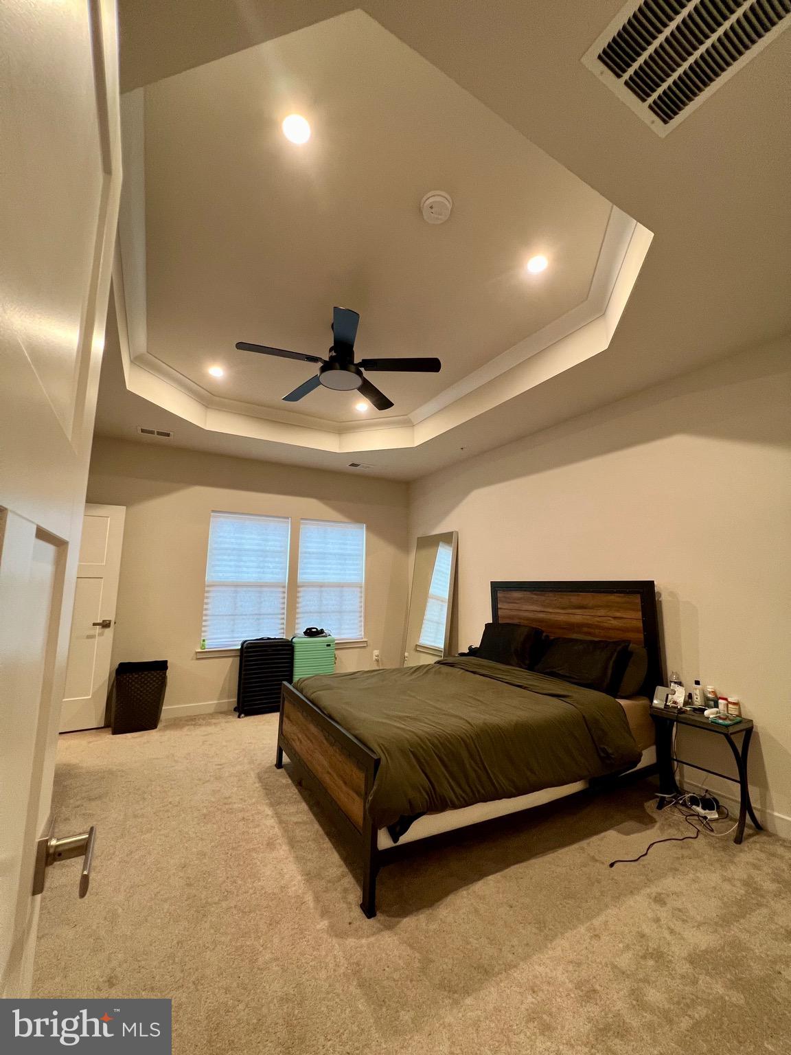 TIMOTHY BRANCH TOWNS - Residential Lease