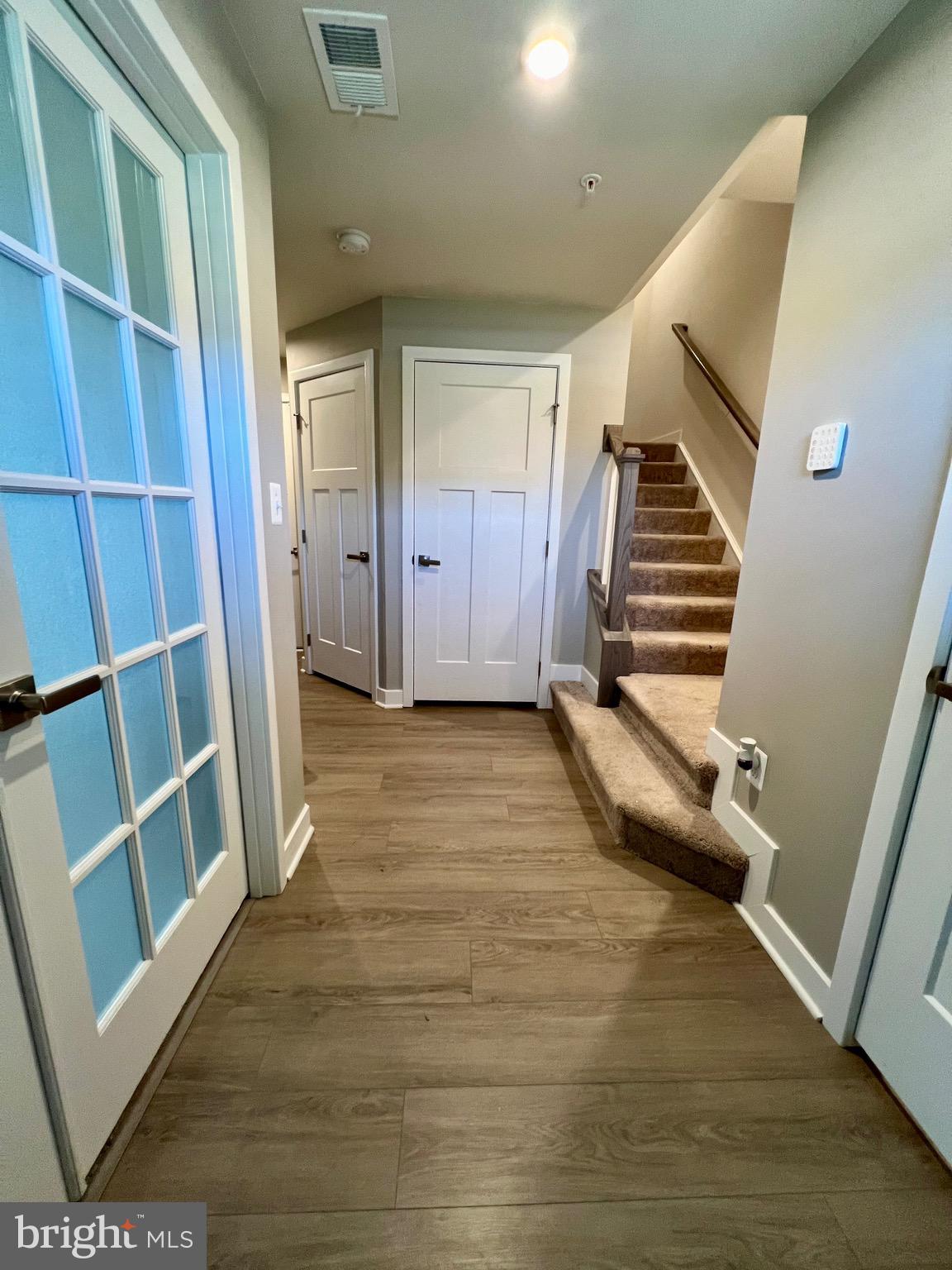 TIMOTHY BRANCH TOWNS - Residential Lease