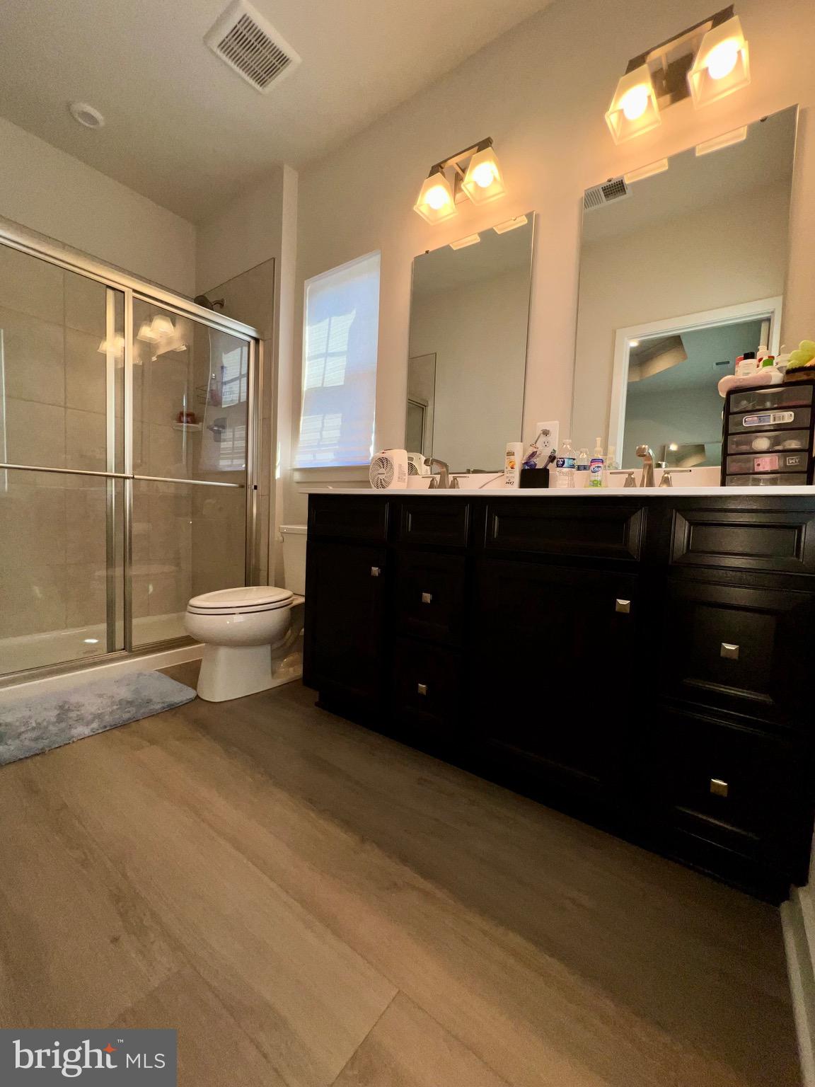 TIMOTHY BRANCH TOWNS - Residential Lease