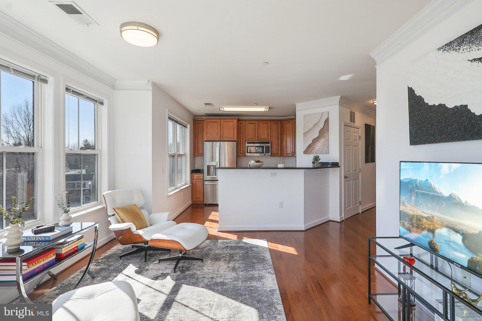 2101 N MONROE STREET 214